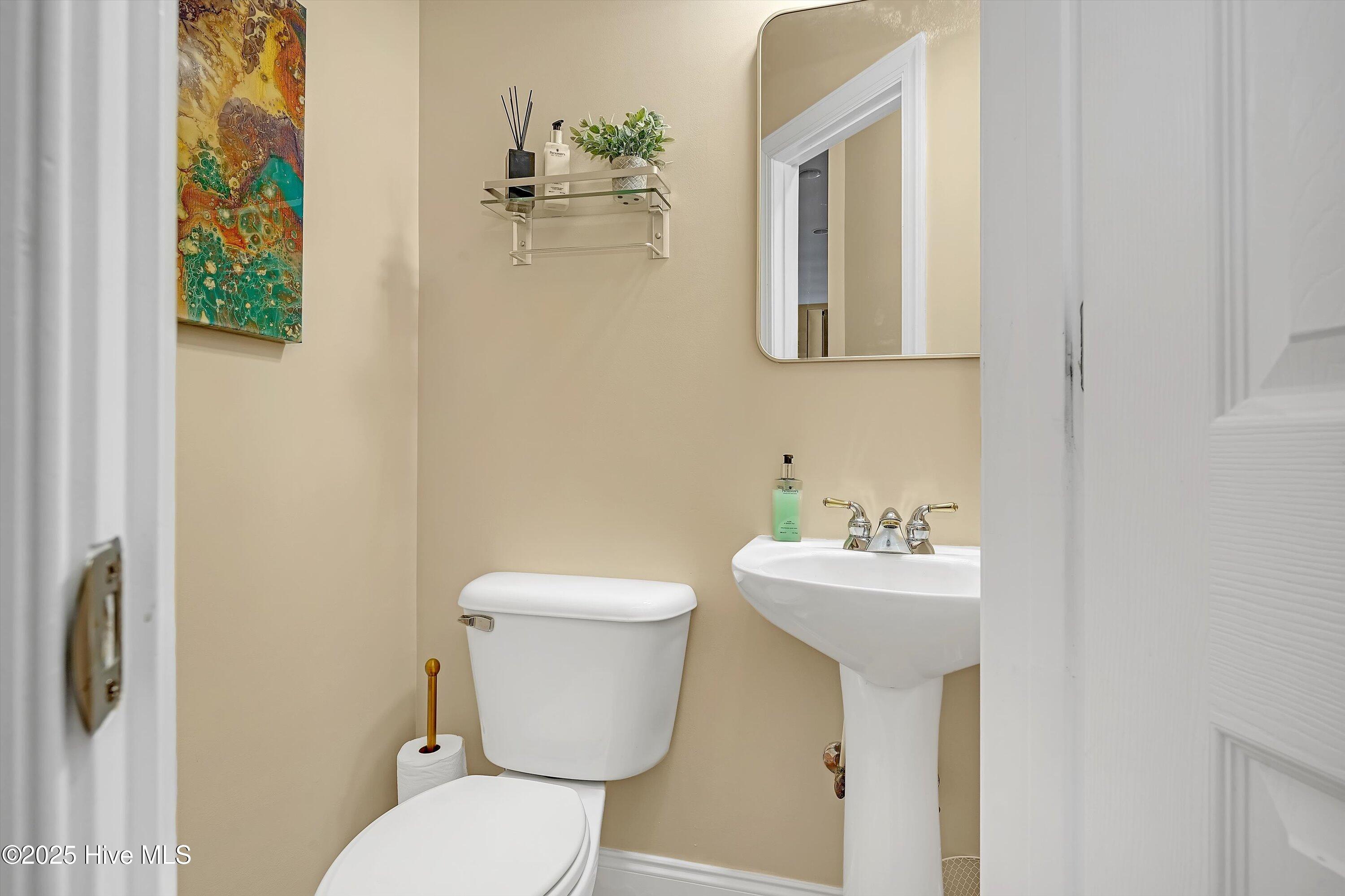 100547975 | Photo 29