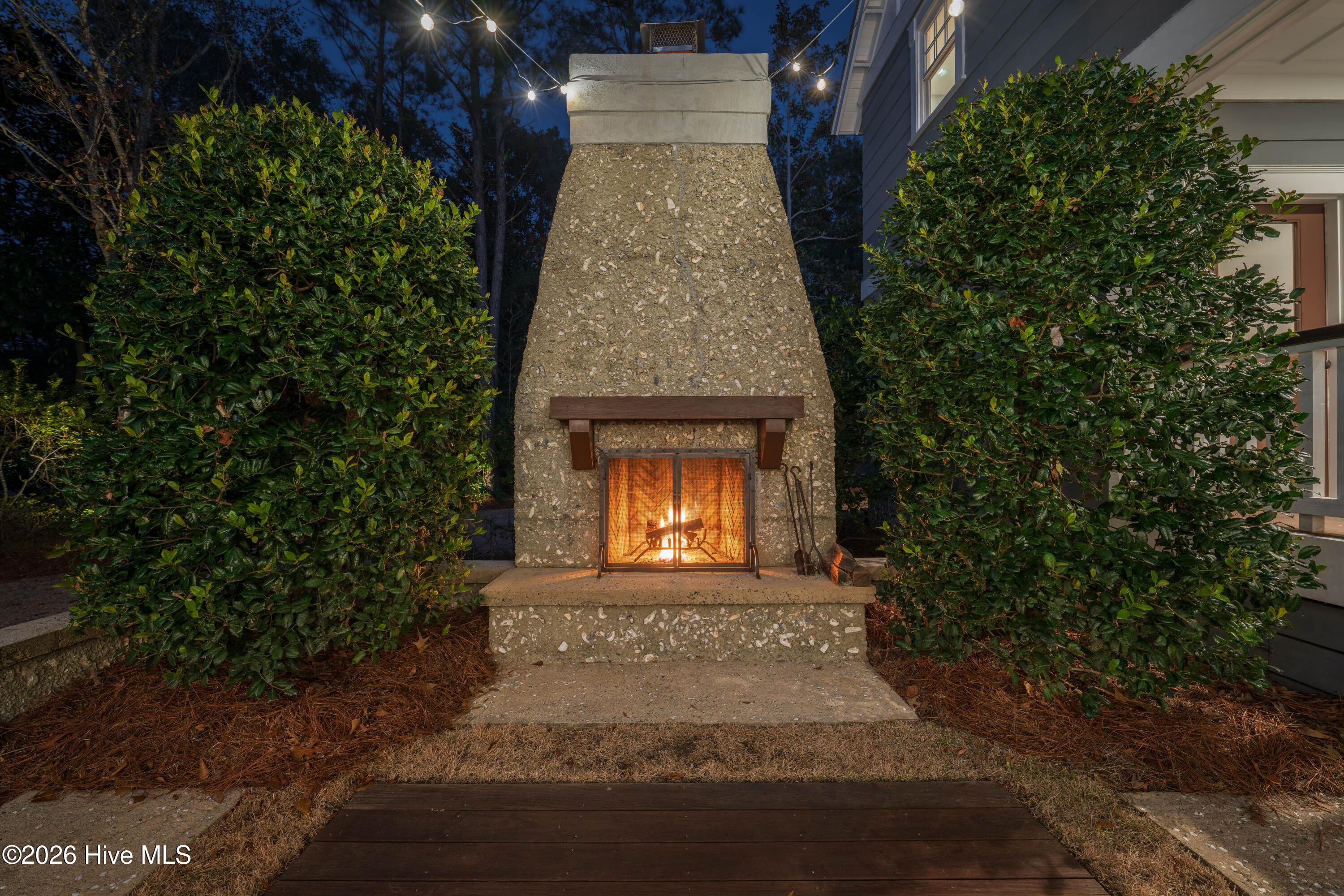 100549444 | Photo 58