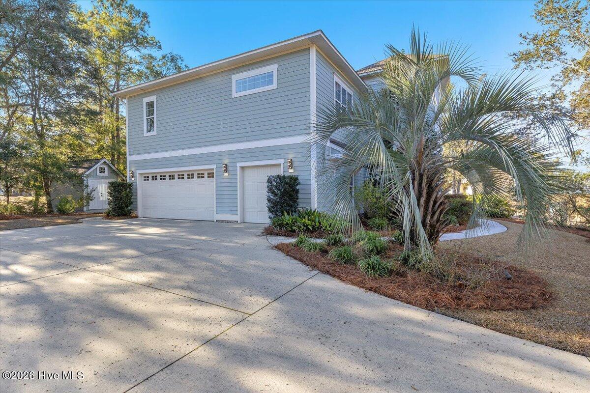 100552702 | Photo 59