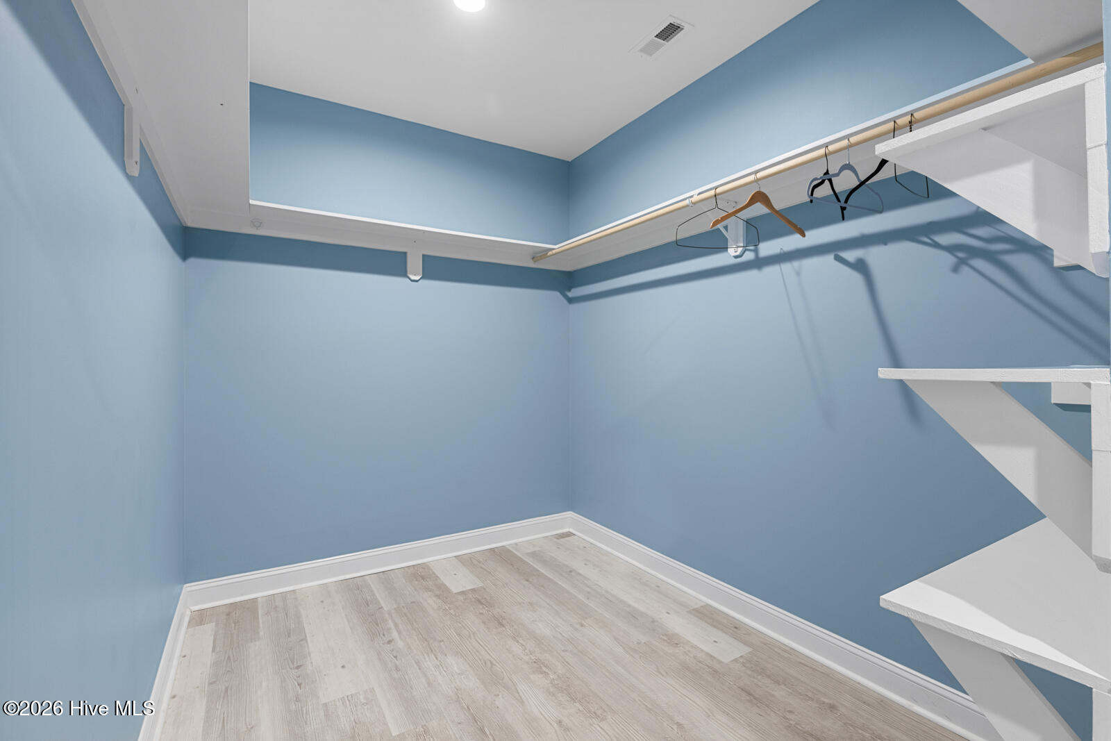 402 King Richard Court,Jacksonville