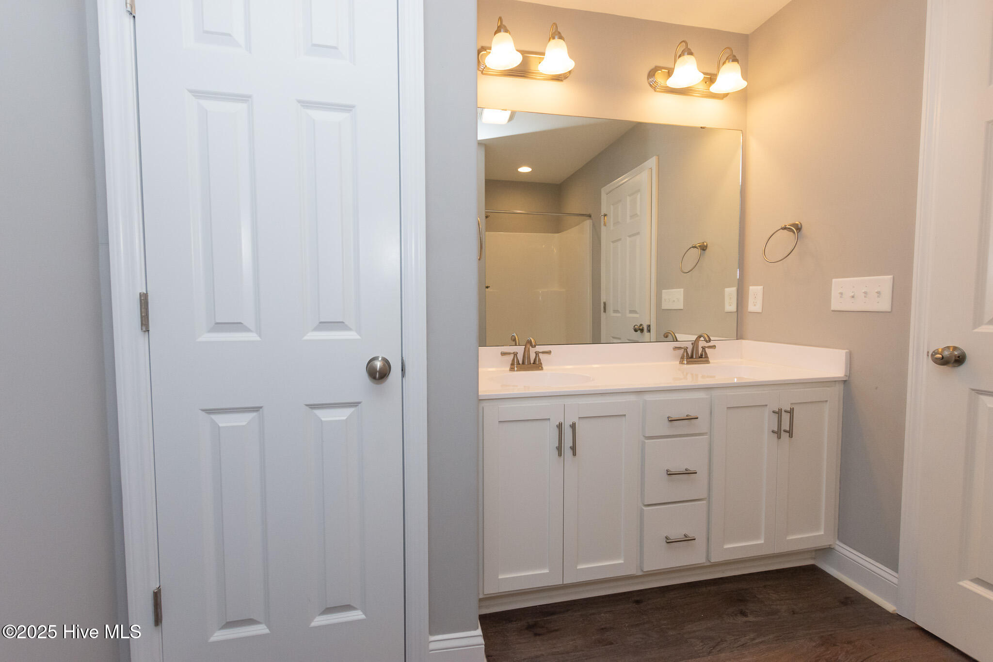 100531968 | Photo 31