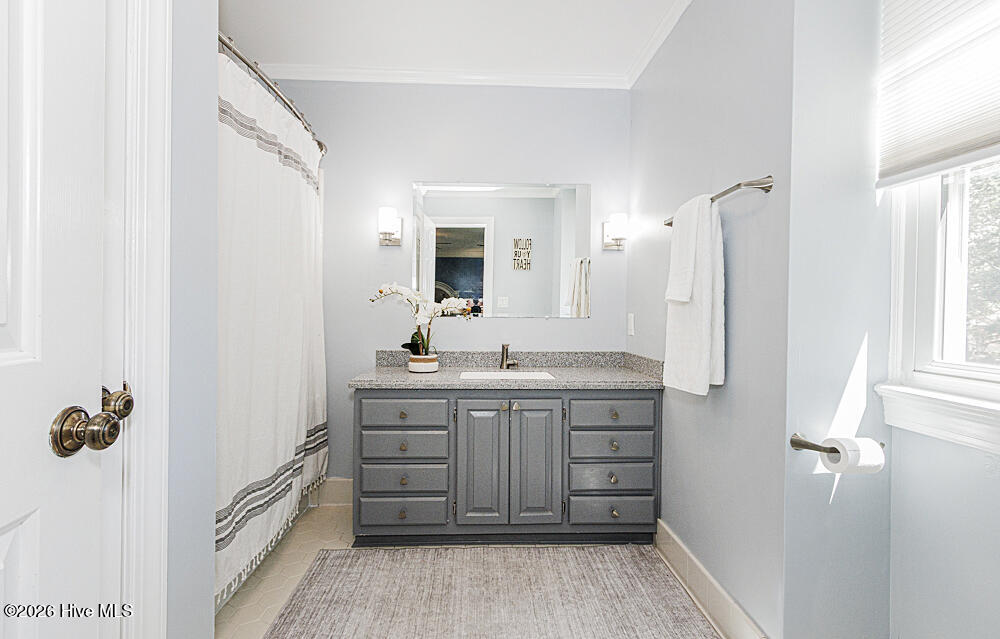 Owner's Bath