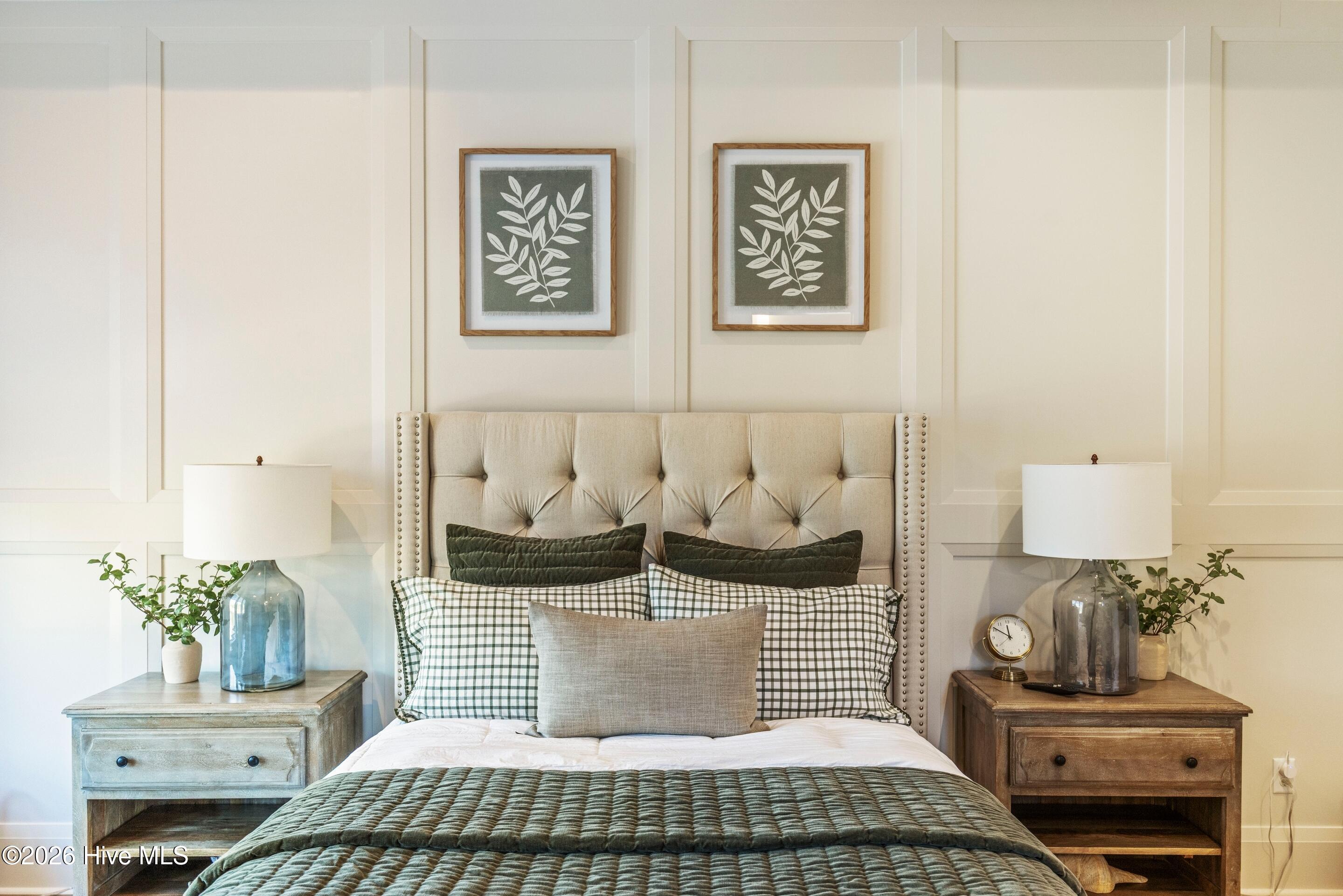 100546830 | Photo 38