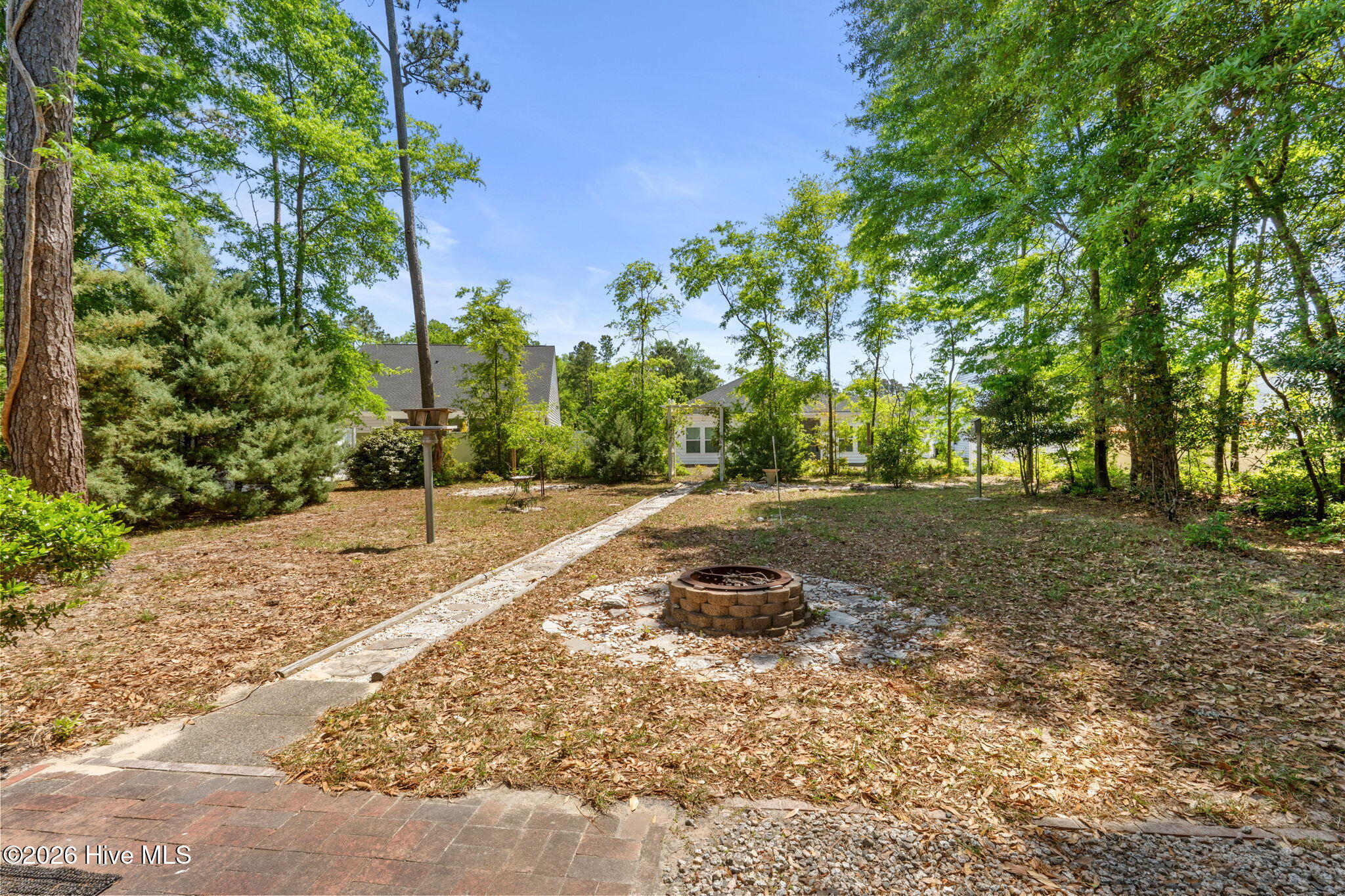 100568213 | Photo 38