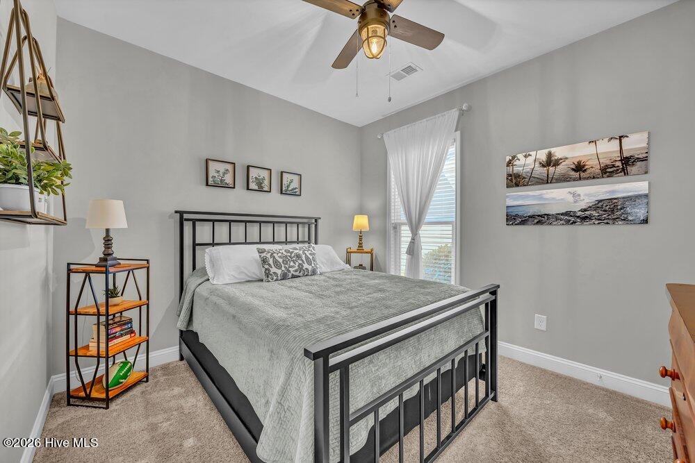 100556390 | Photo 21