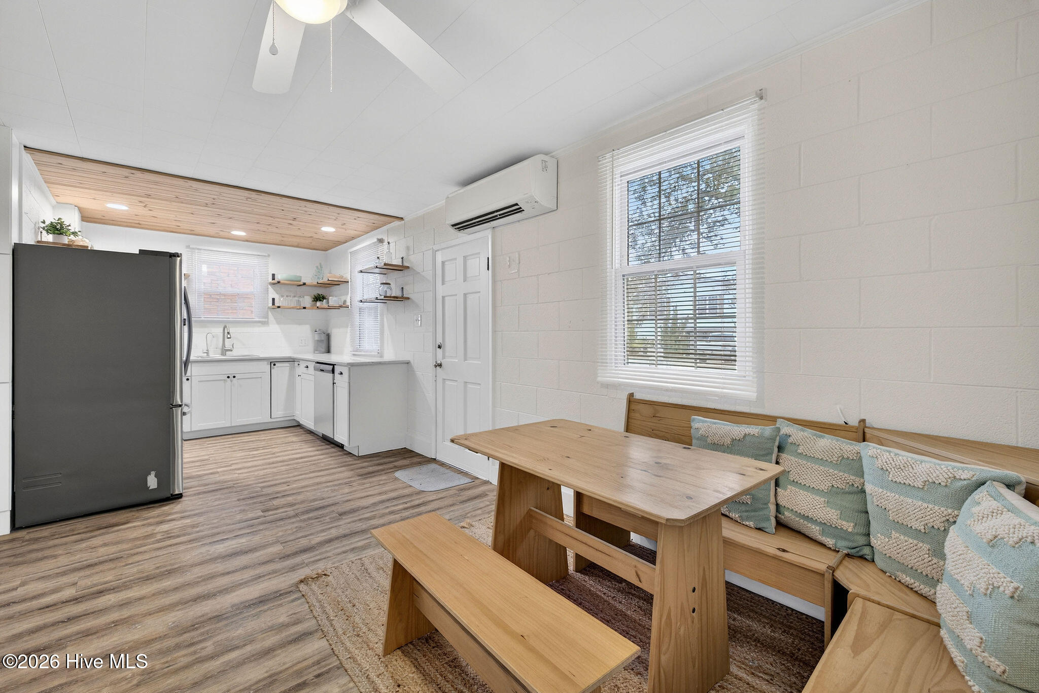 100553200 | Photo 10