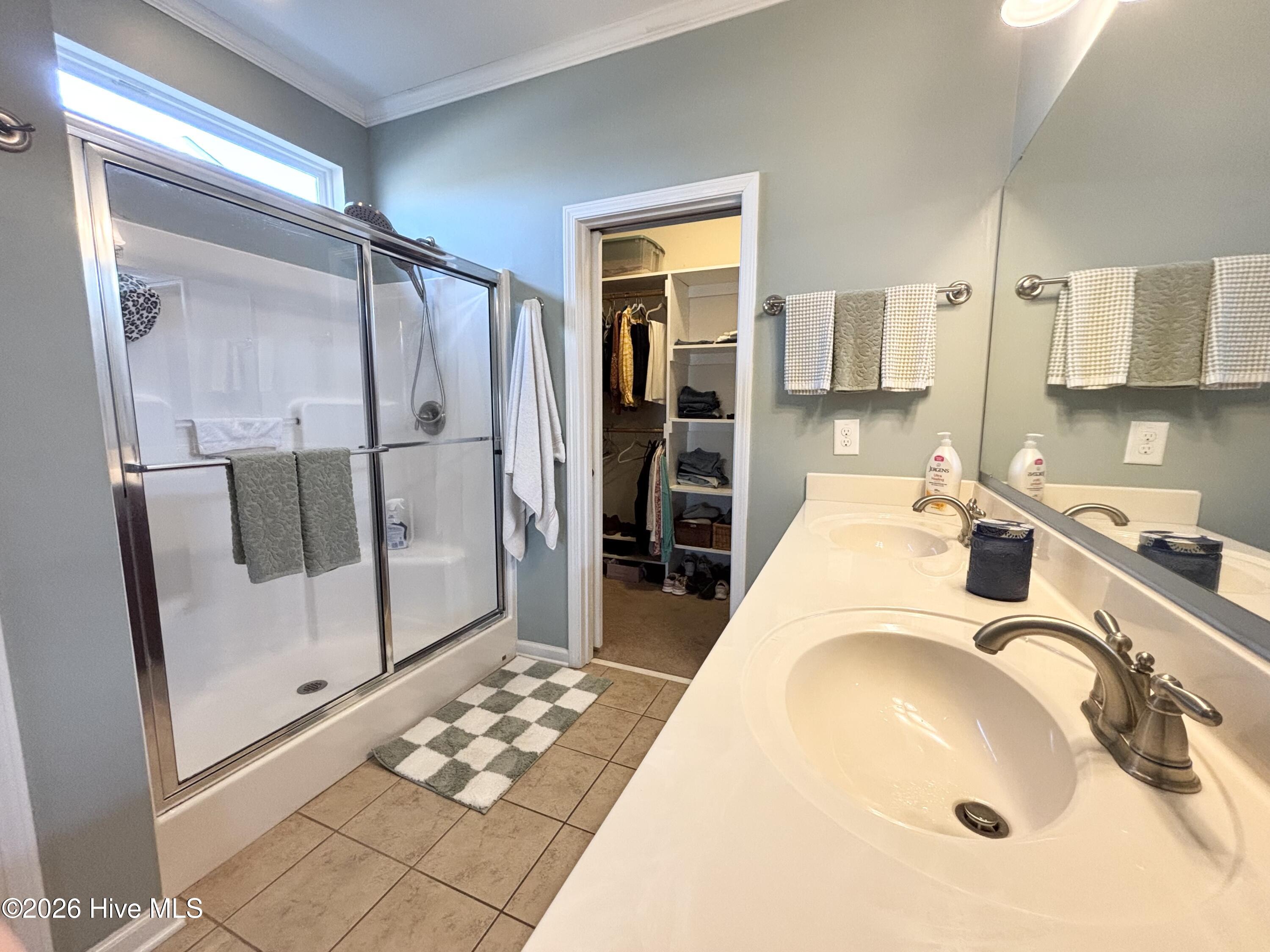 100550059 | Photo 21