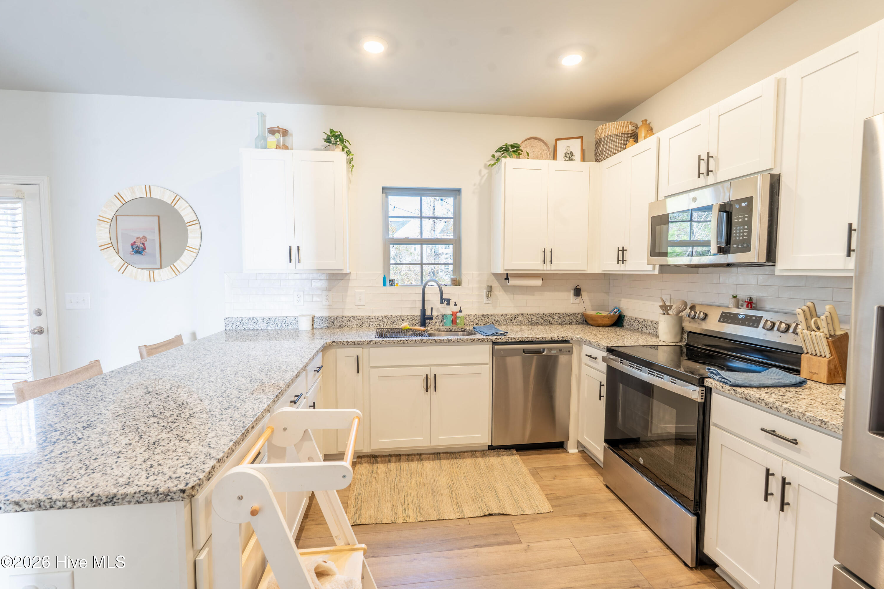 100539942 | Photo 10