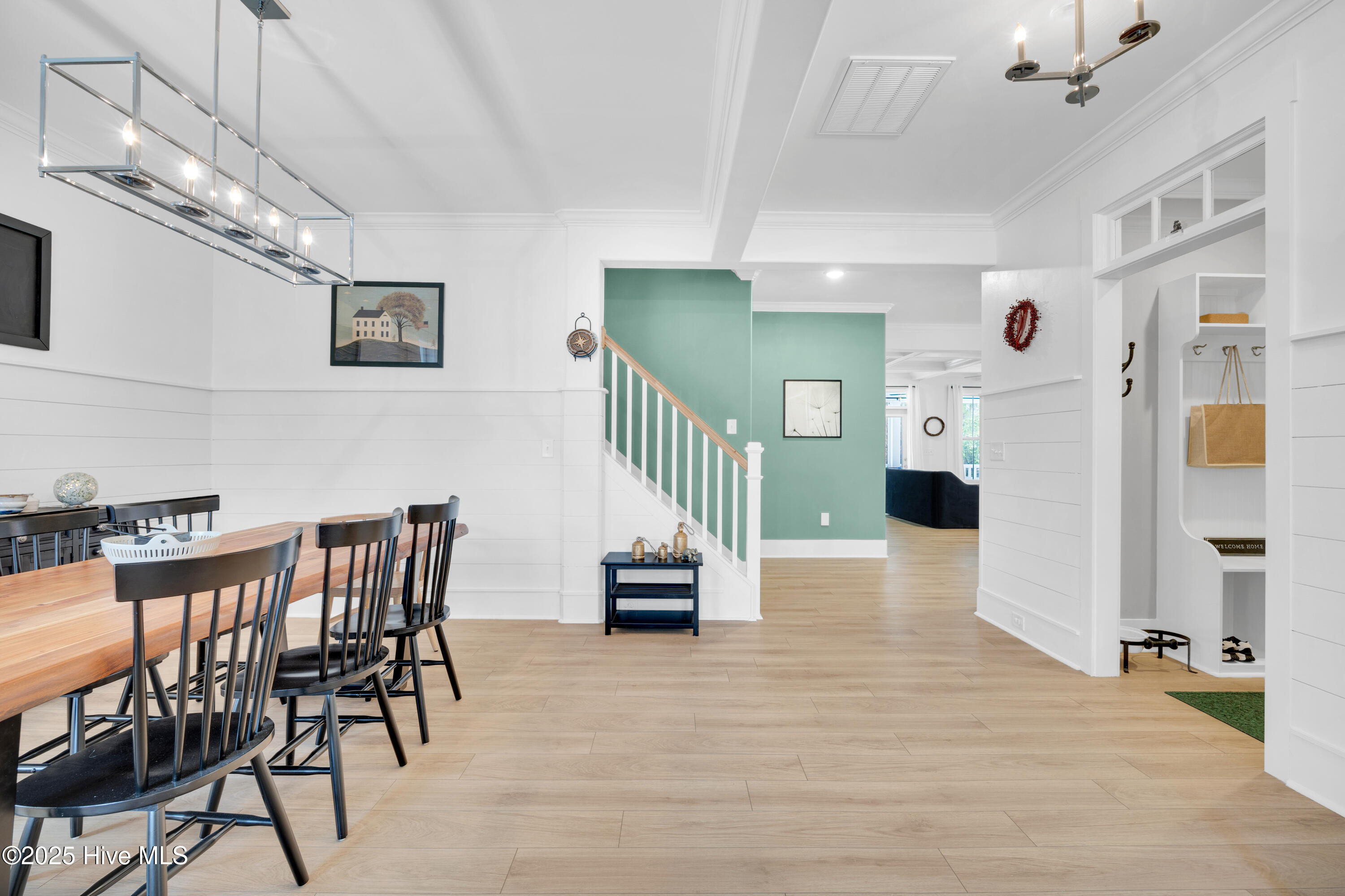 100488919 | Photo 17