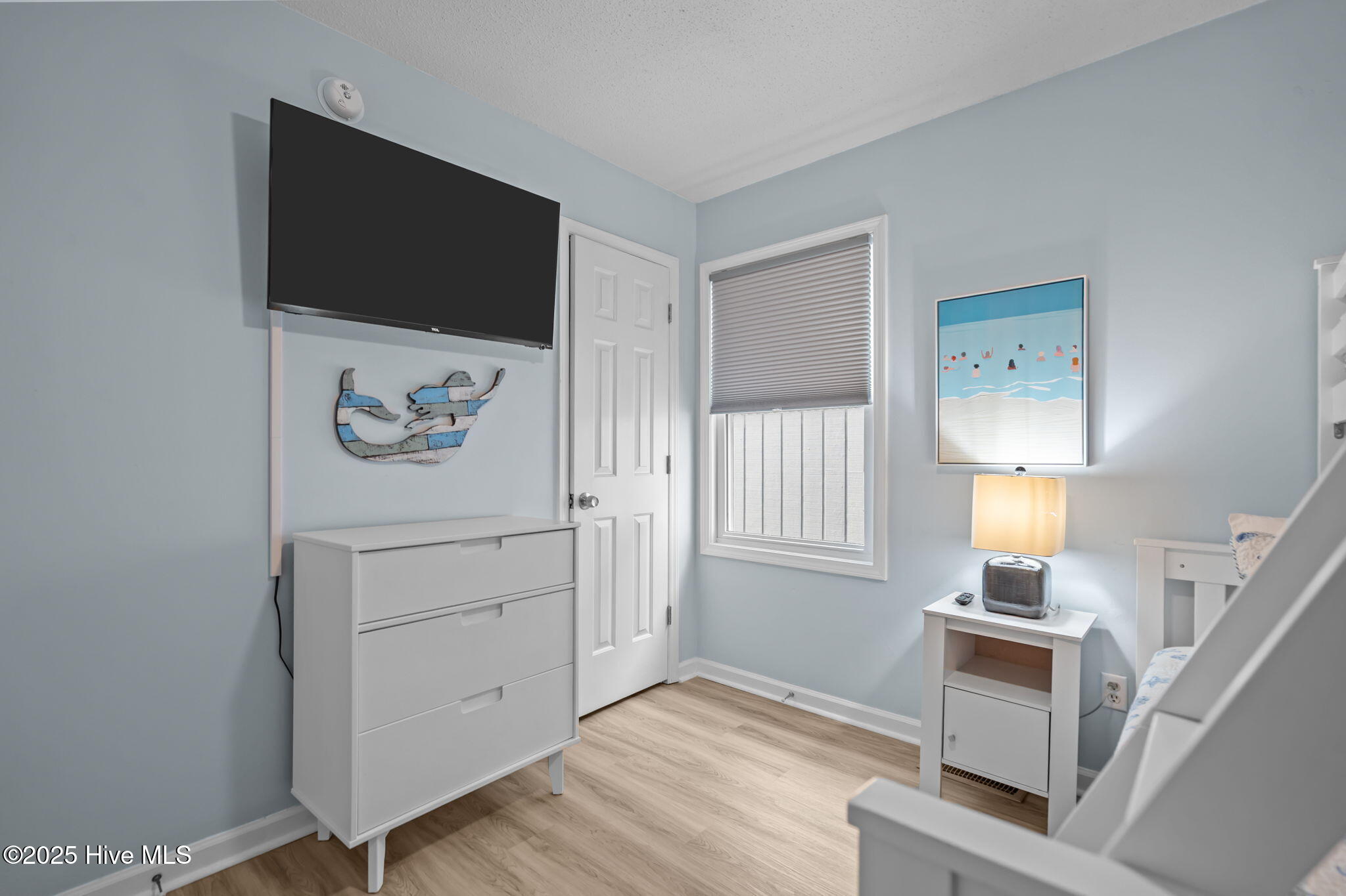 100528366 | Photo 42