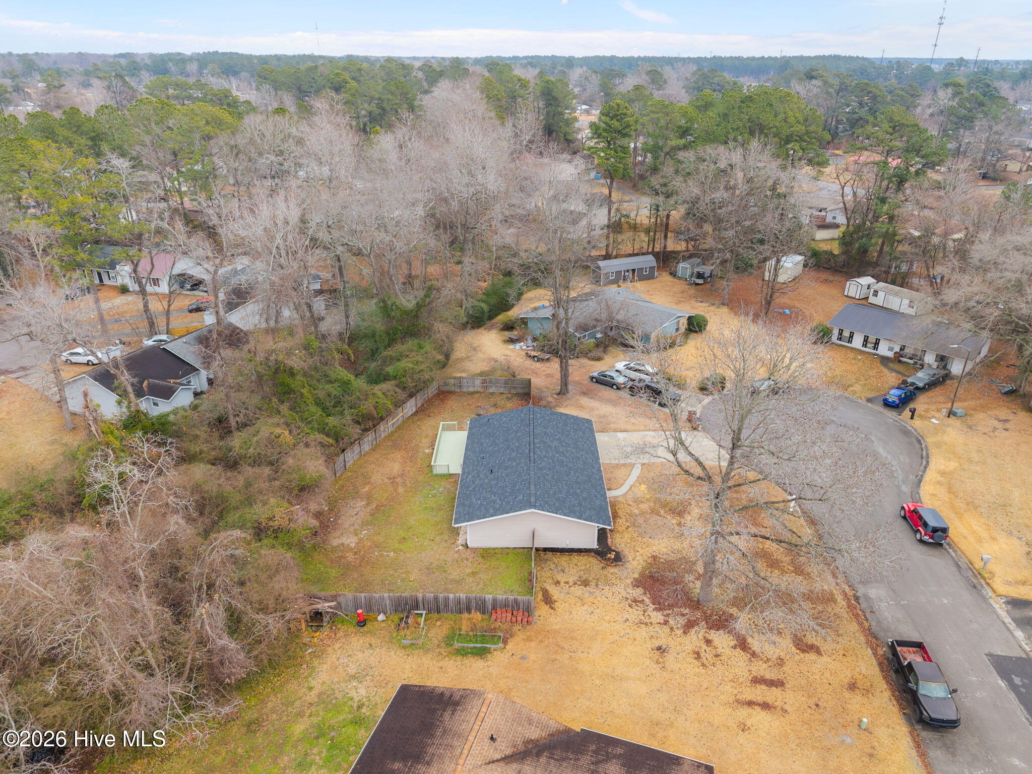 100552306 | Photo 41