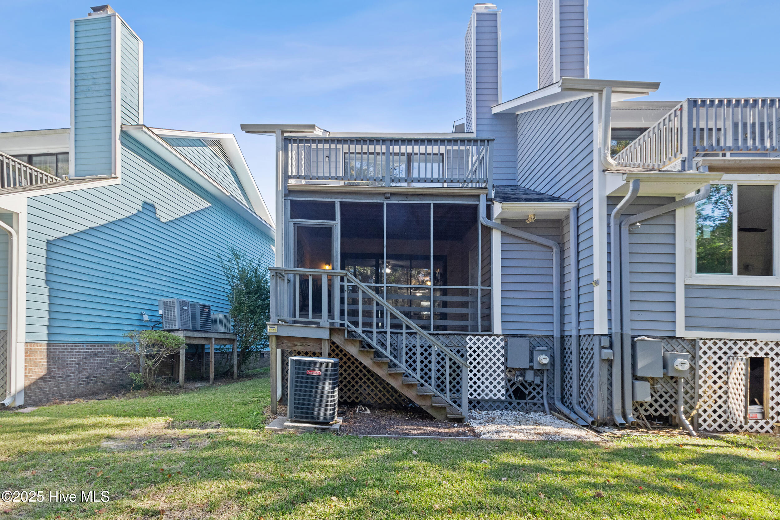 100537542 | Photo 28