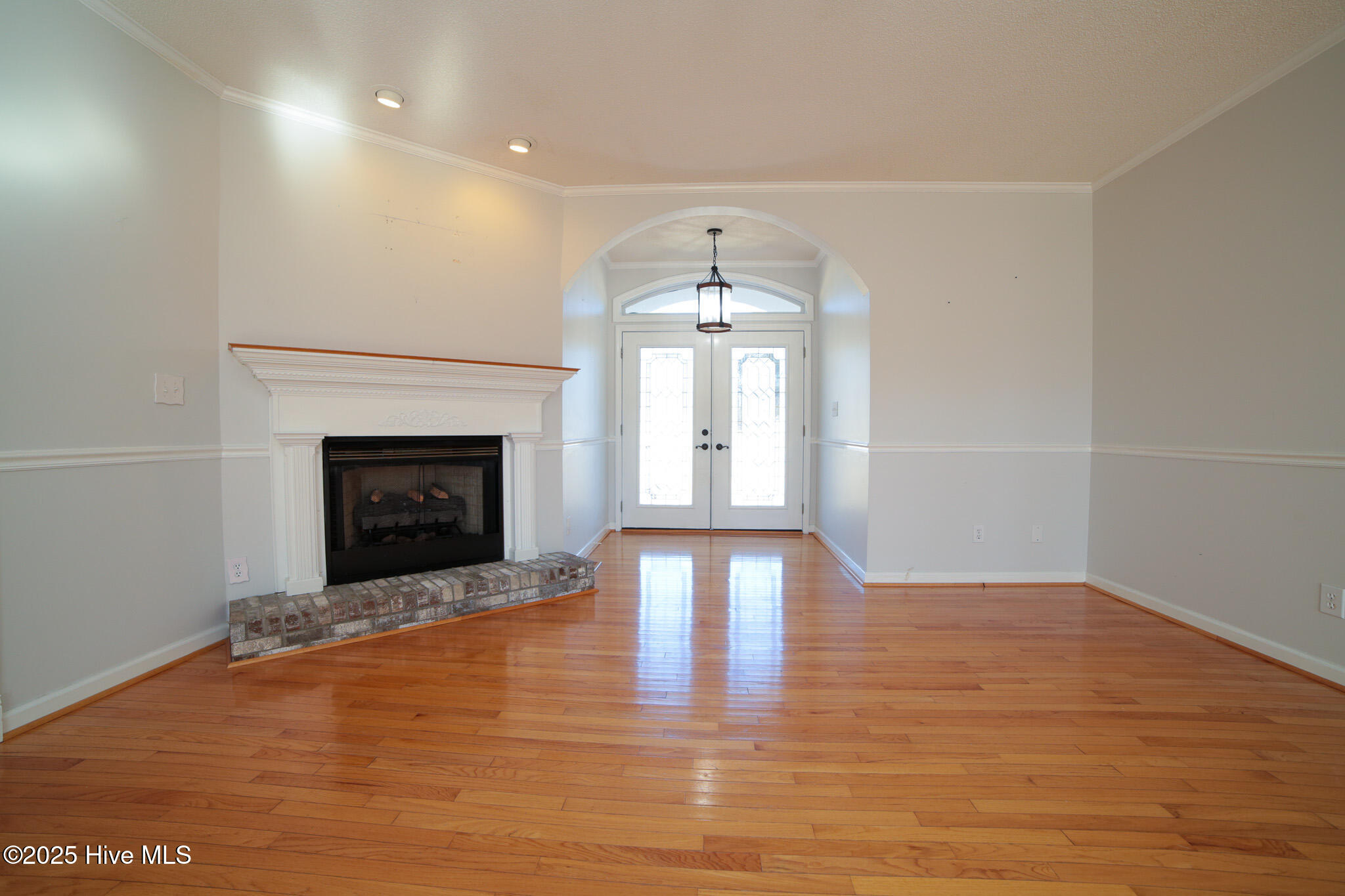 100546342 | Photo 49