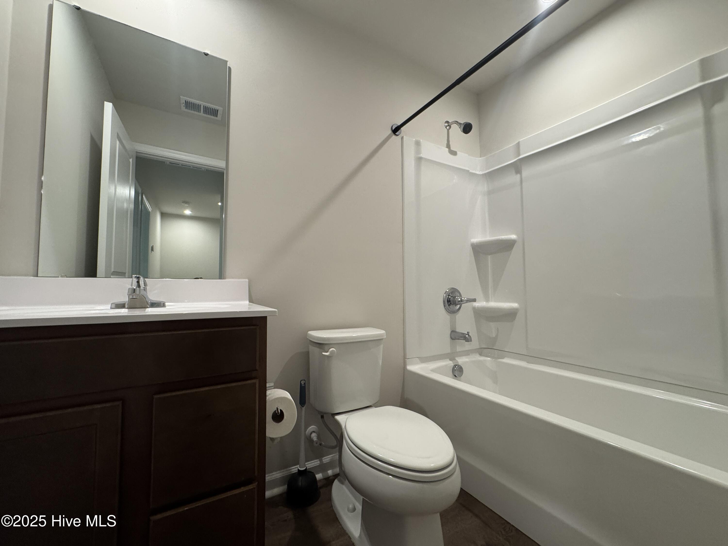 100542887 | Photo 19