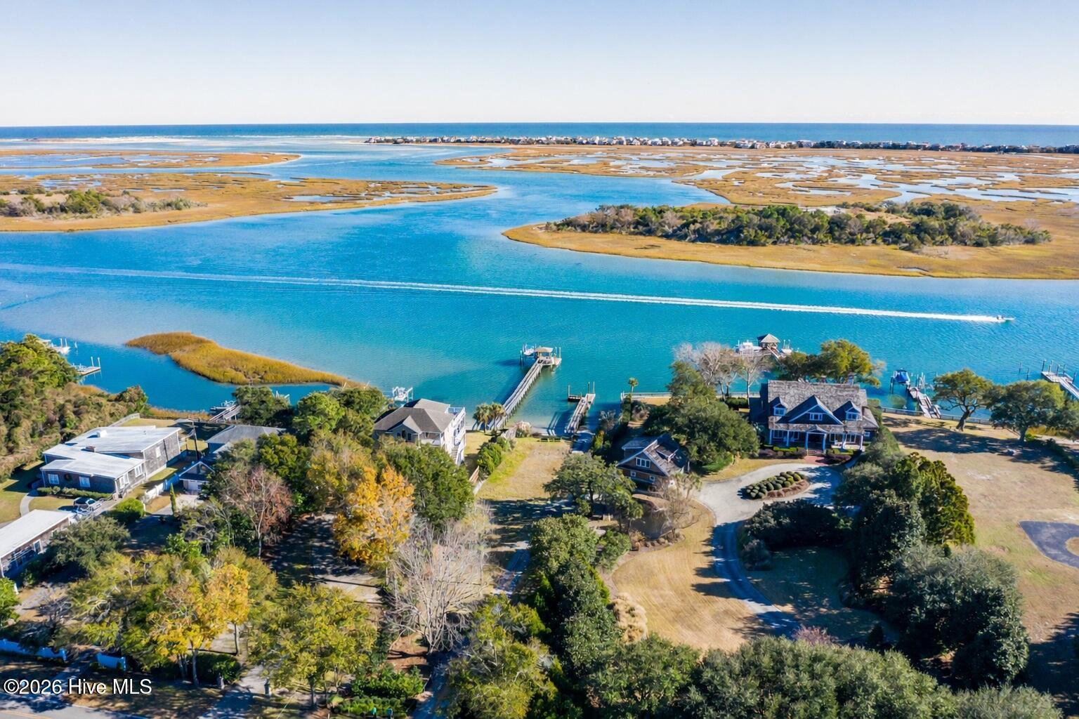 100567268 | Photo 63