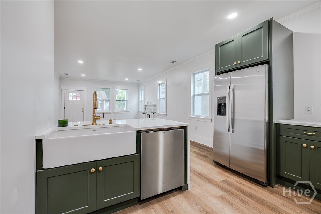 5th image of 1018 Seiler Ave, Savannah, GA 31401 | MLS# SA356340
