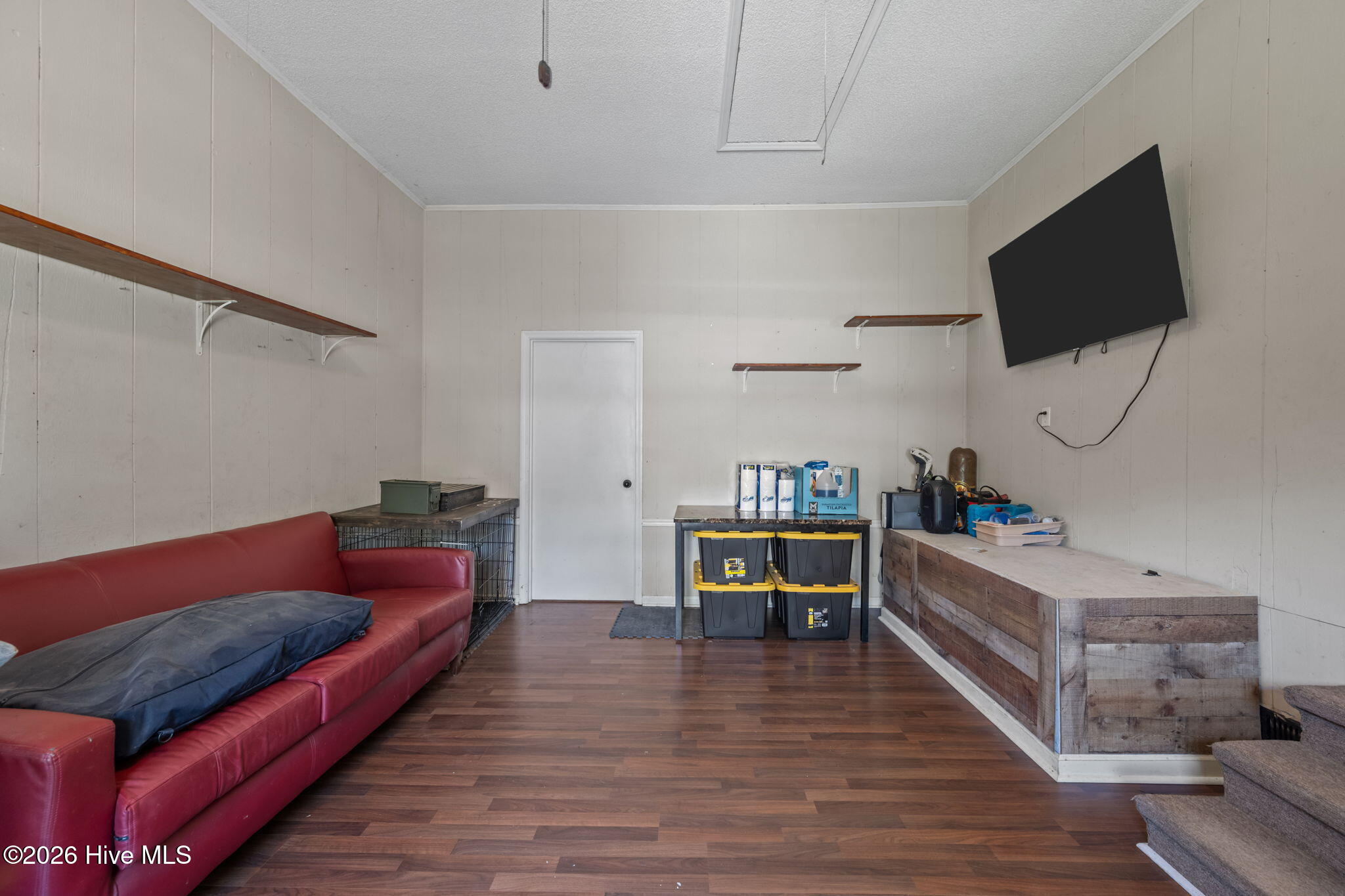 100569028 | Photo 31