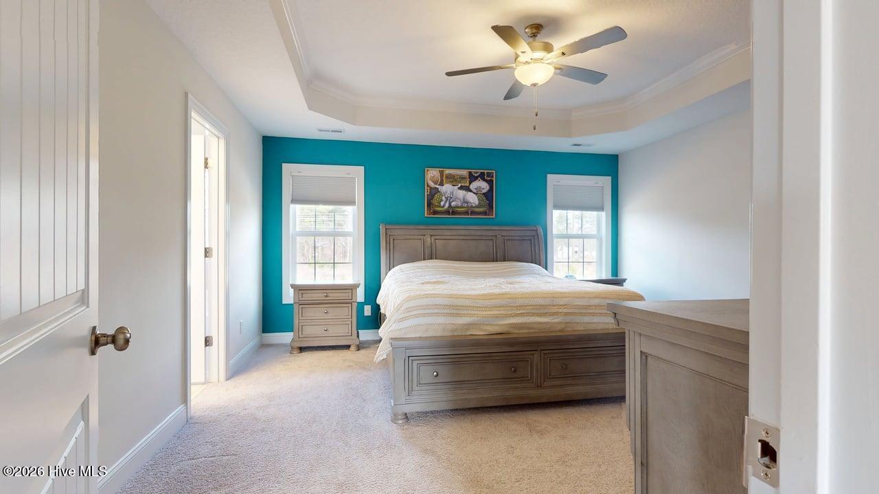 100559216 | Photo 45