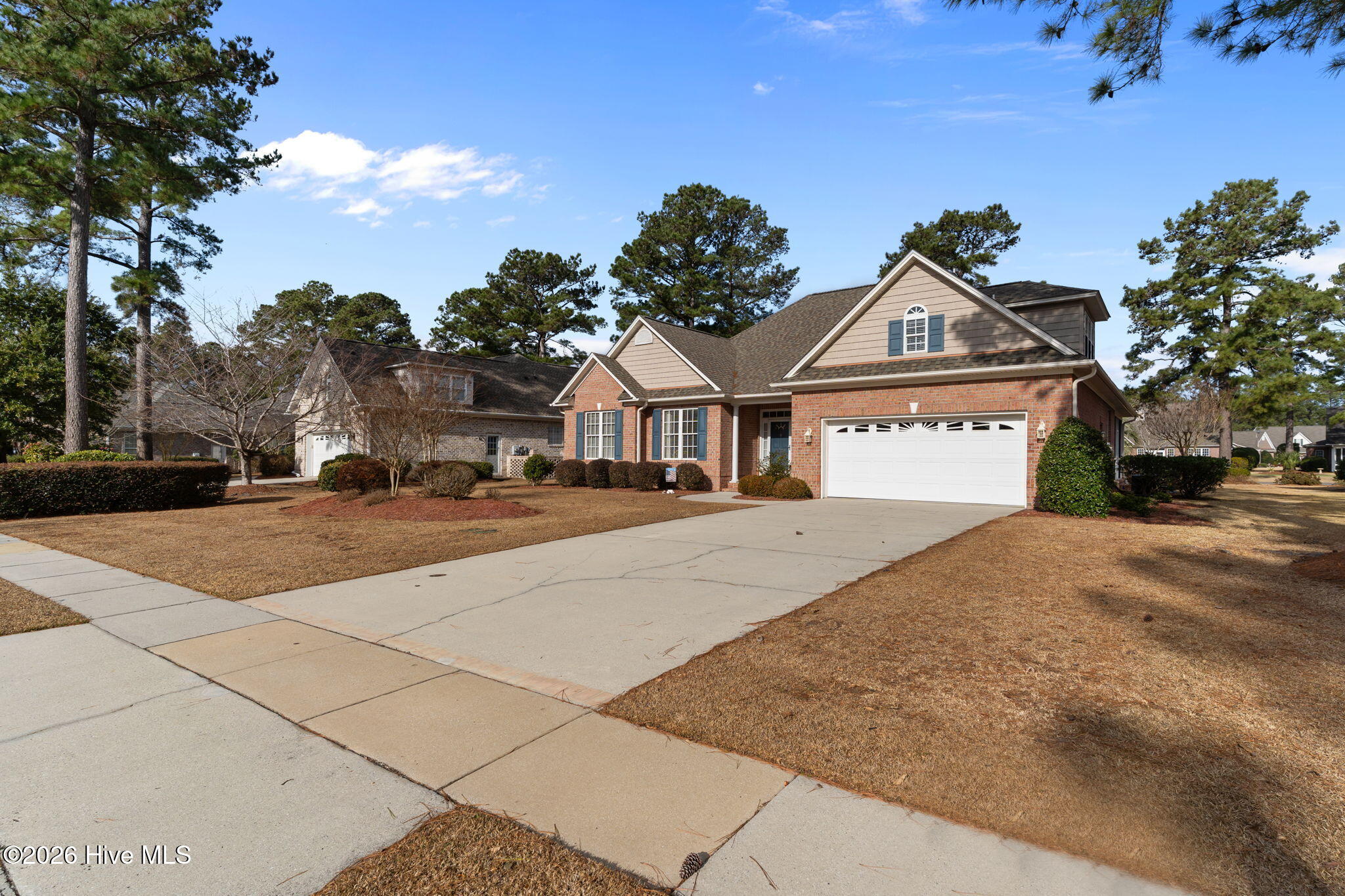 100548977 | Photo 43