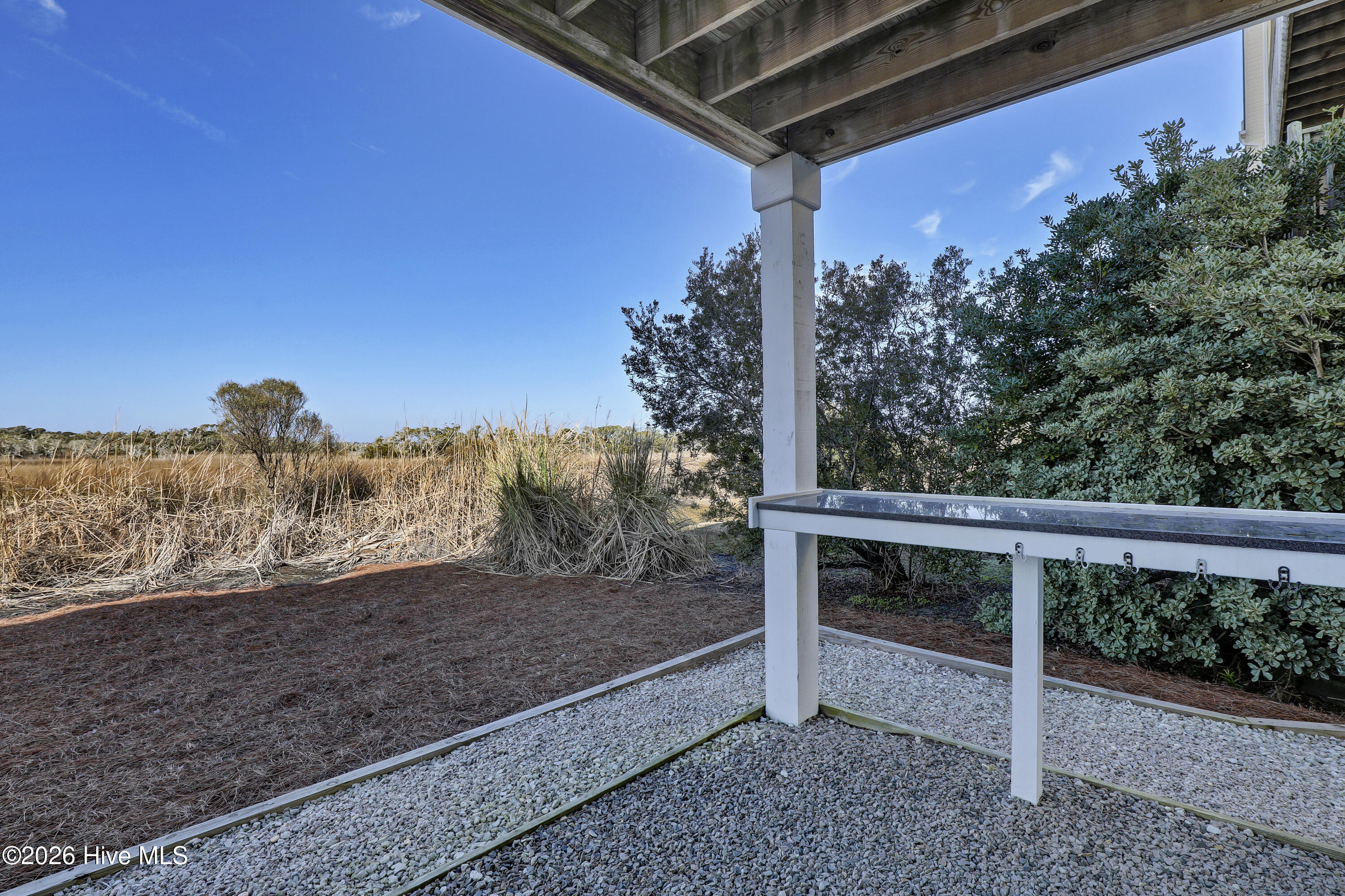 100548325 | Photo 28