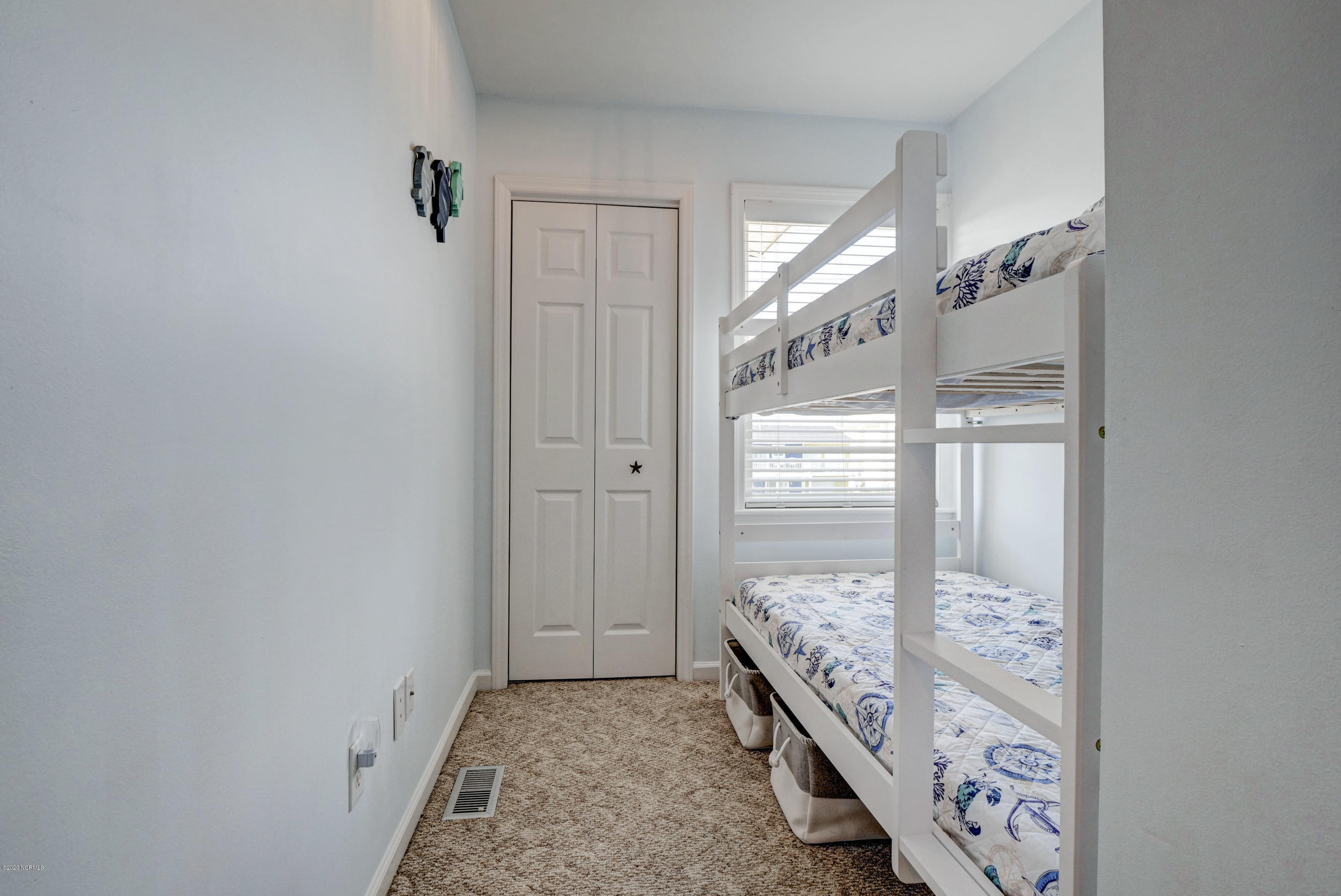 100520980 | Photo 14