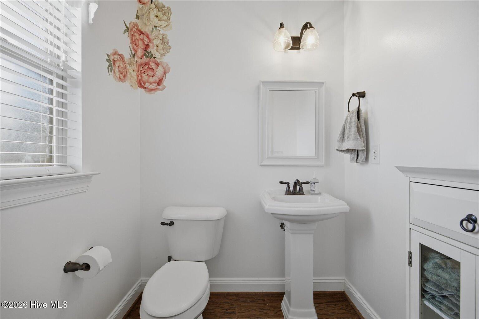 100565930 | Photo 27