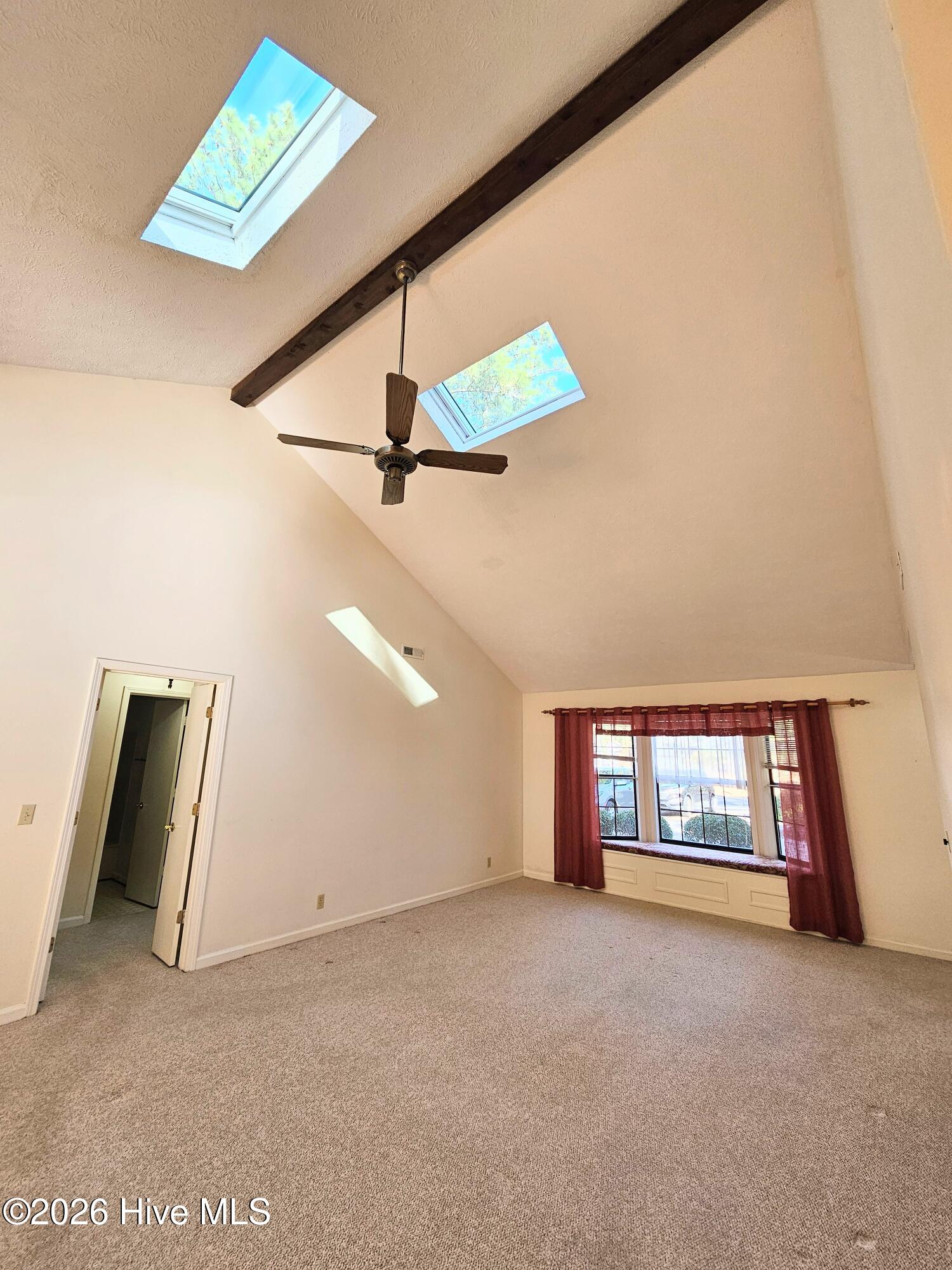 100547650 | Photo 10