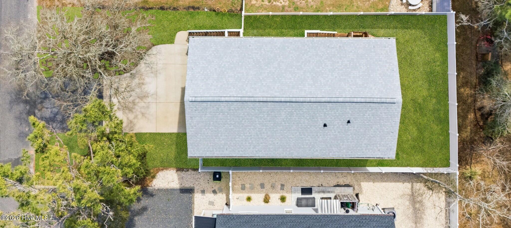 100567990 | Photo 30