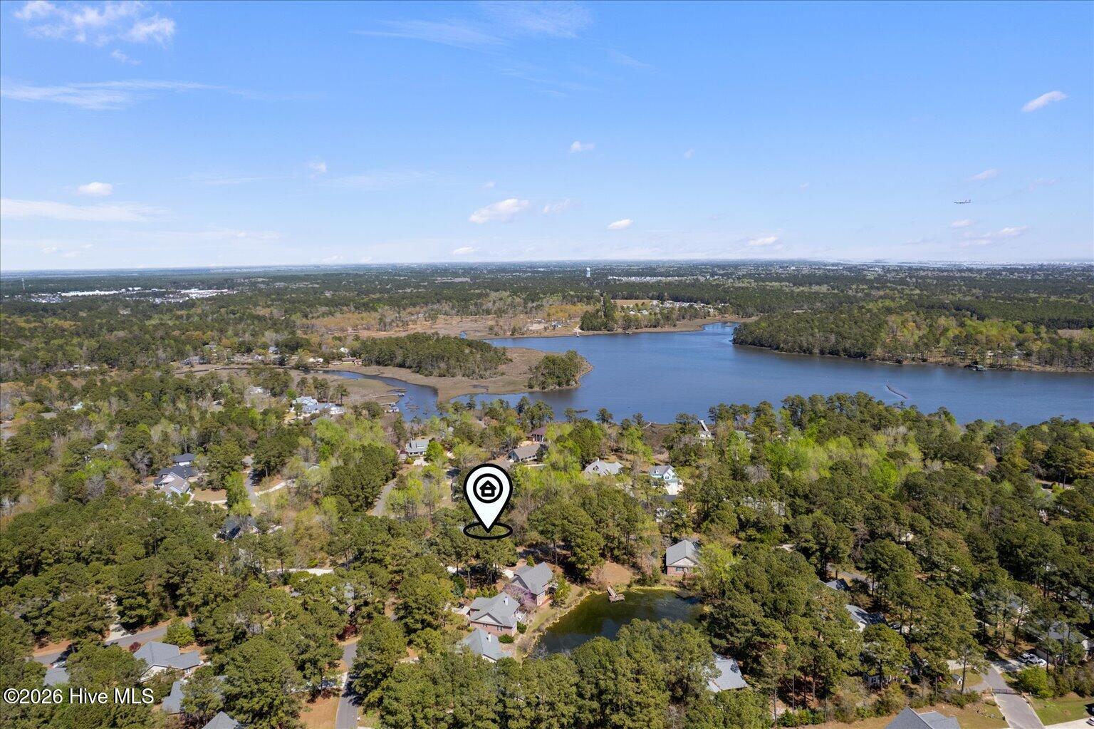 100564085 | Photo 36