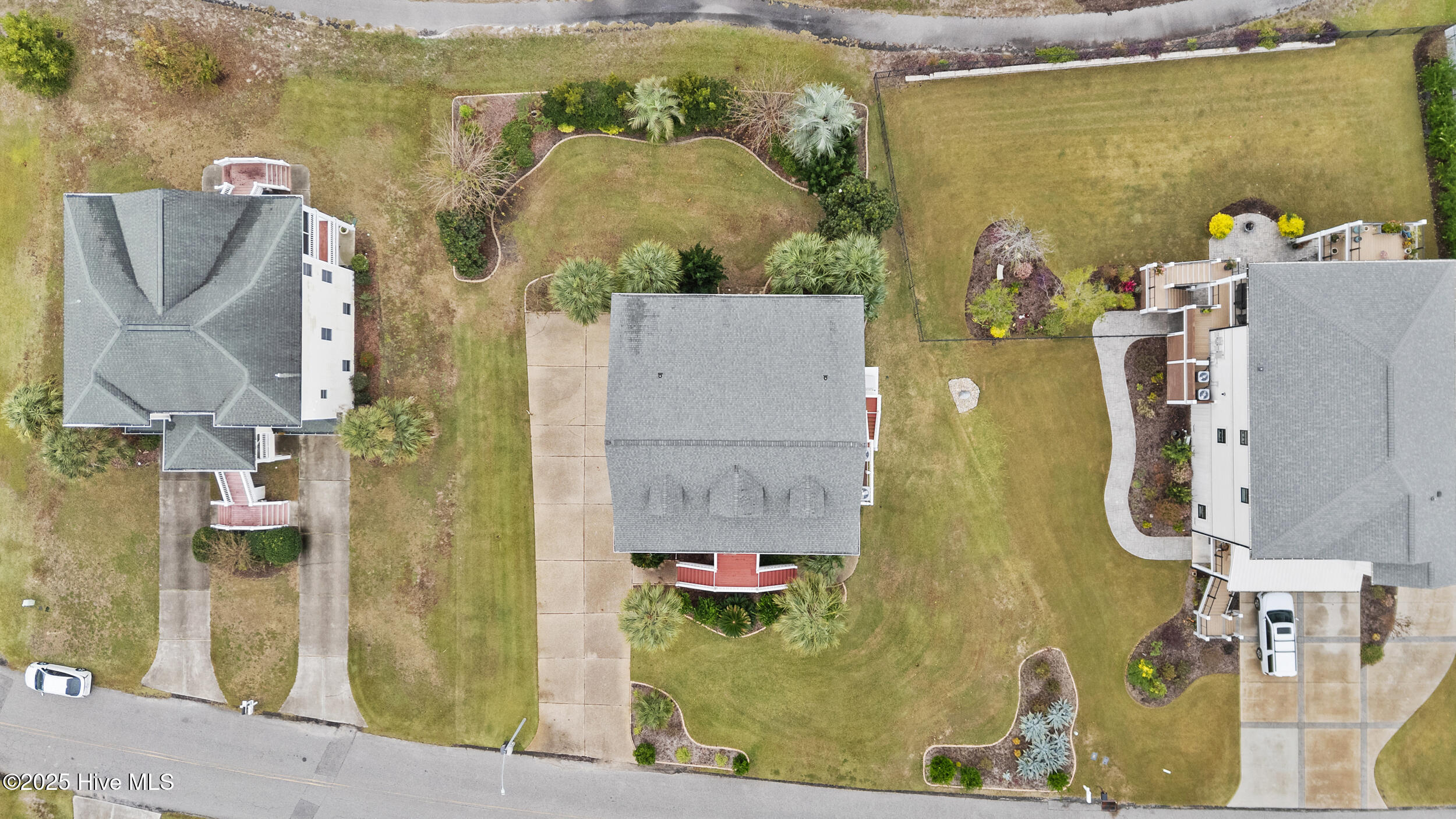 100538767 | Photo 56