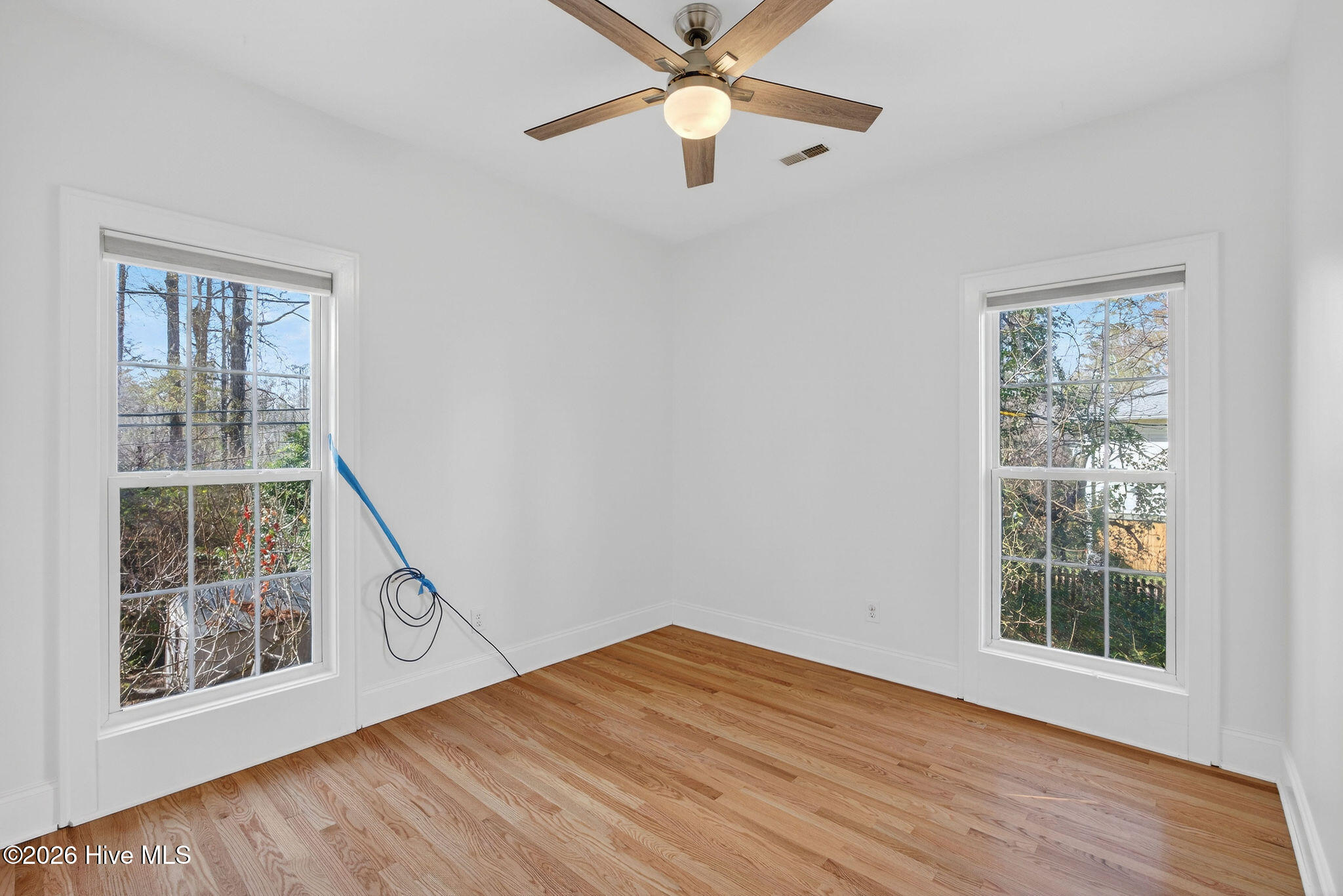 100551294 | Photo 19