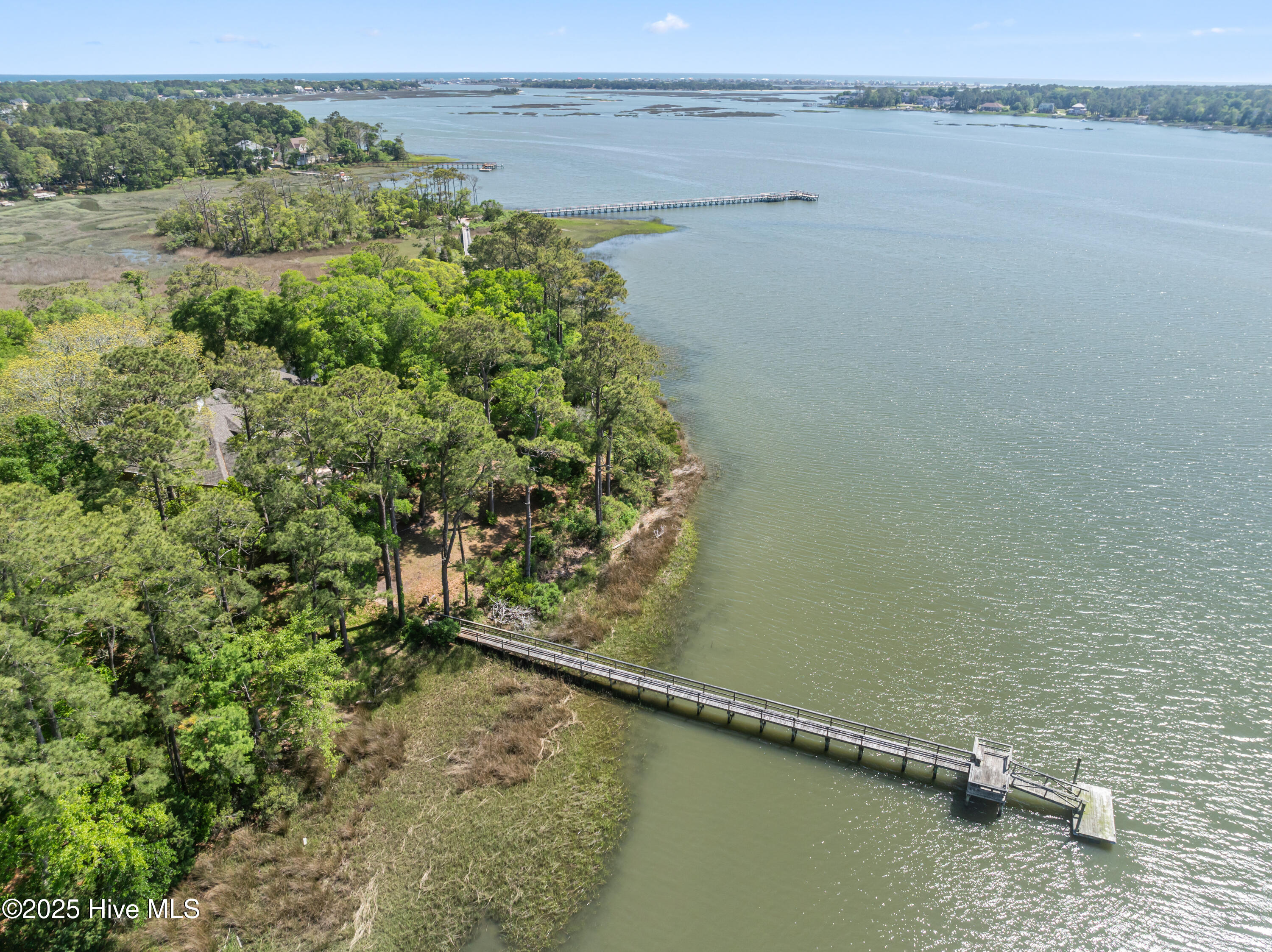 100570378 | Photo 45