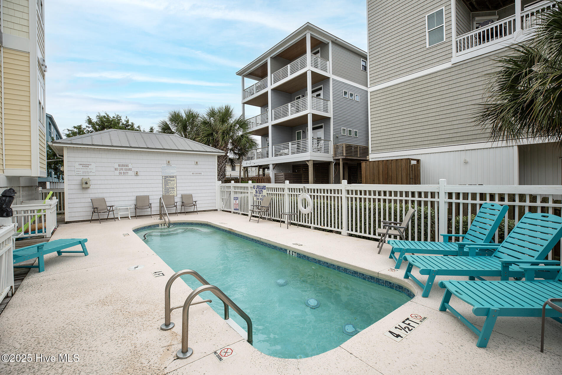 100557922 | Photo 31