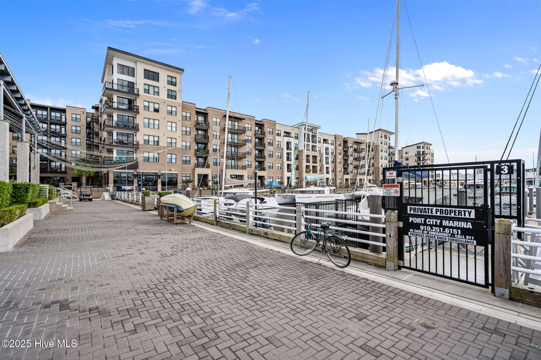 100528560 | Photo 29