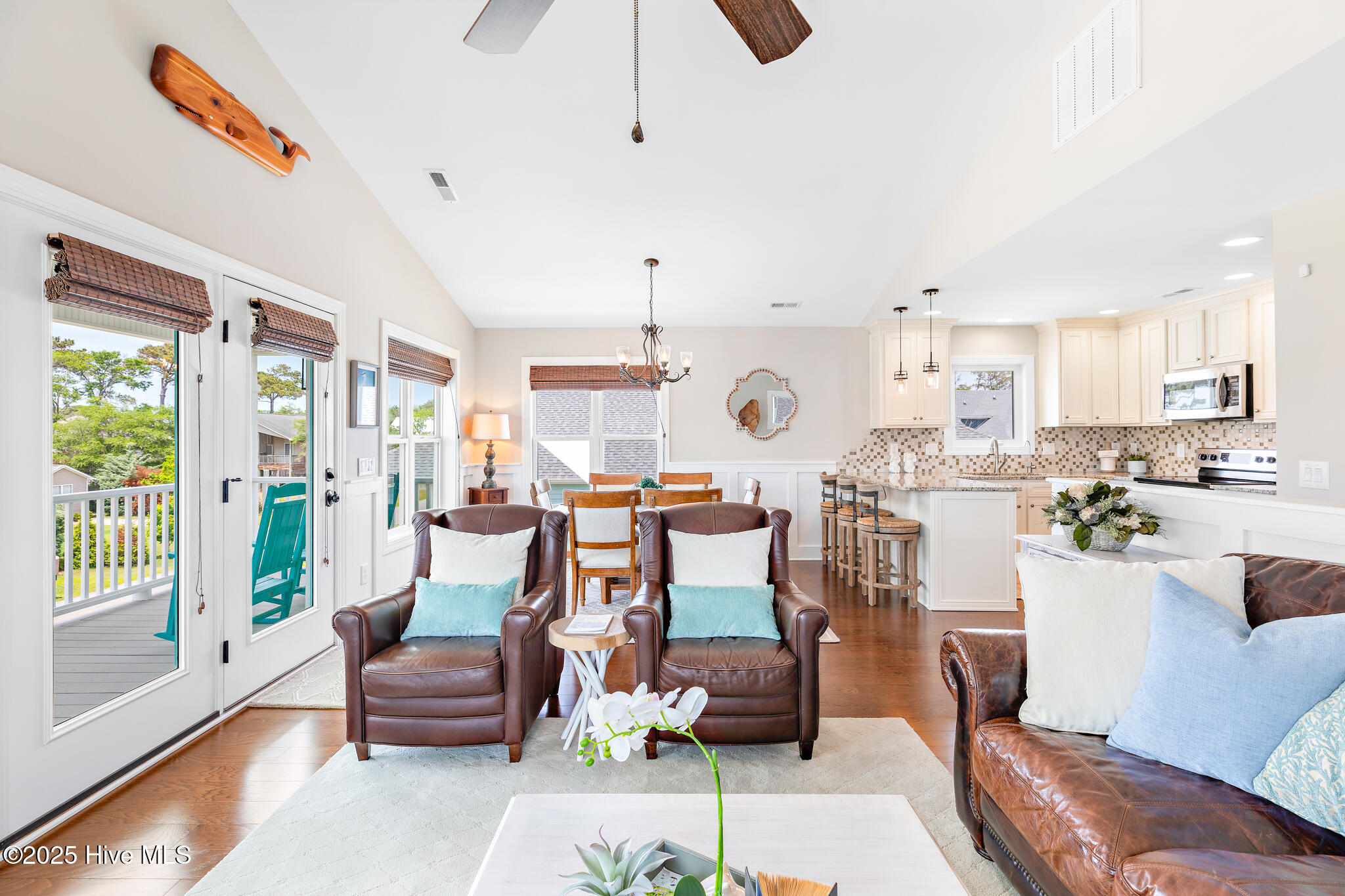 100507541 | Photo 64