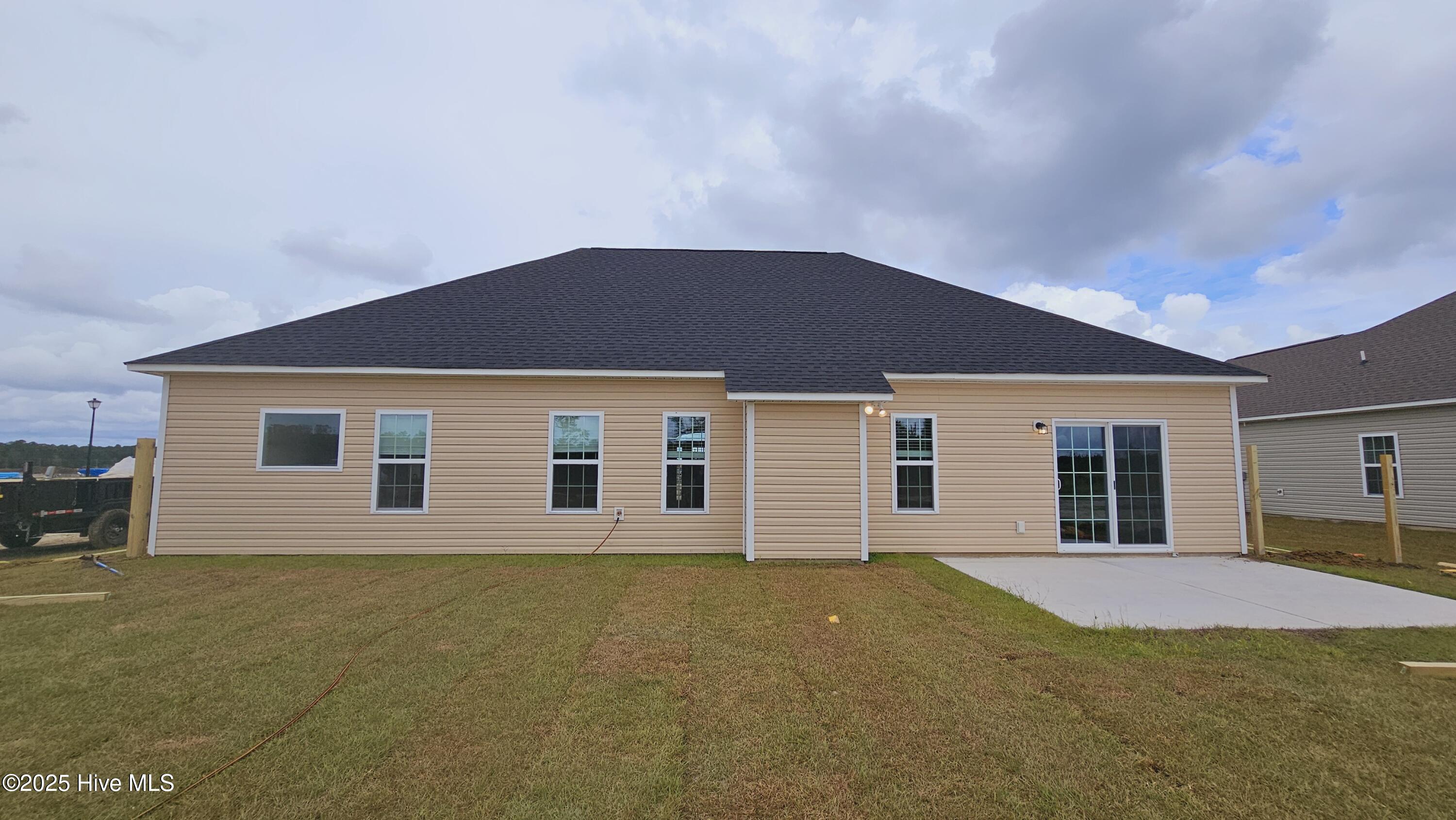 100533971 | Photo 22