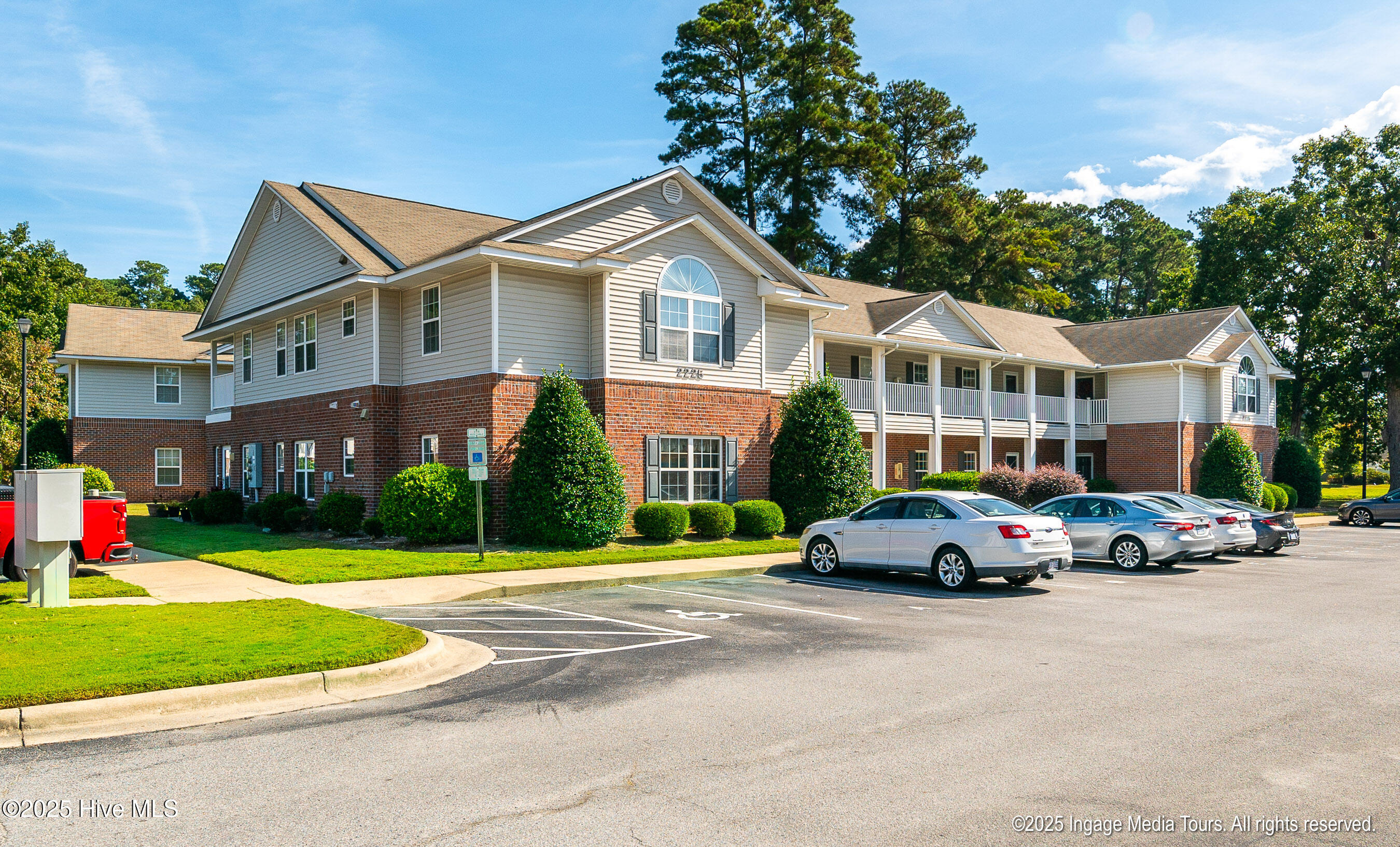 20250923 MLS J_Byrd 2225 Locksley Woods