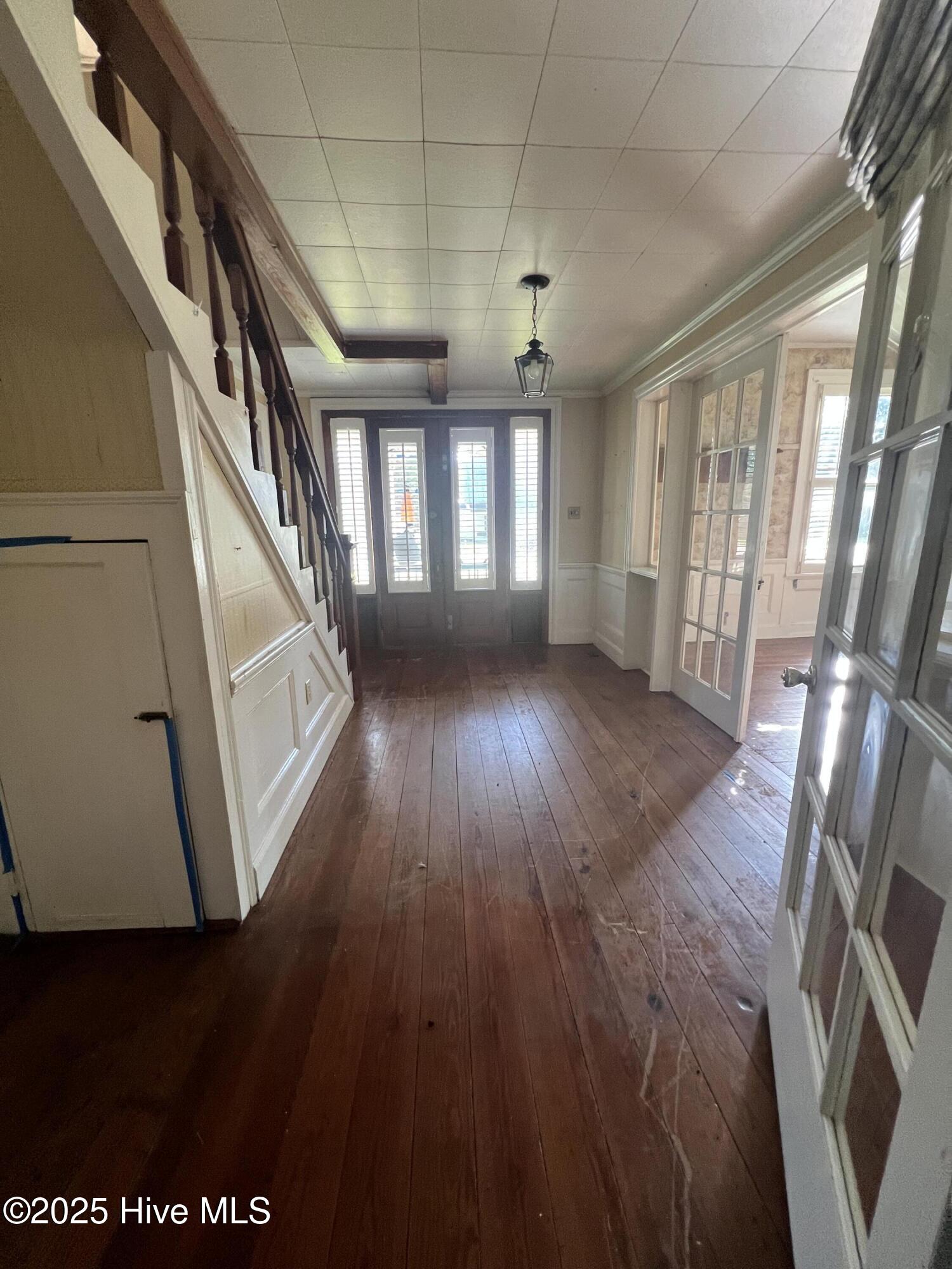 105 S Front Street