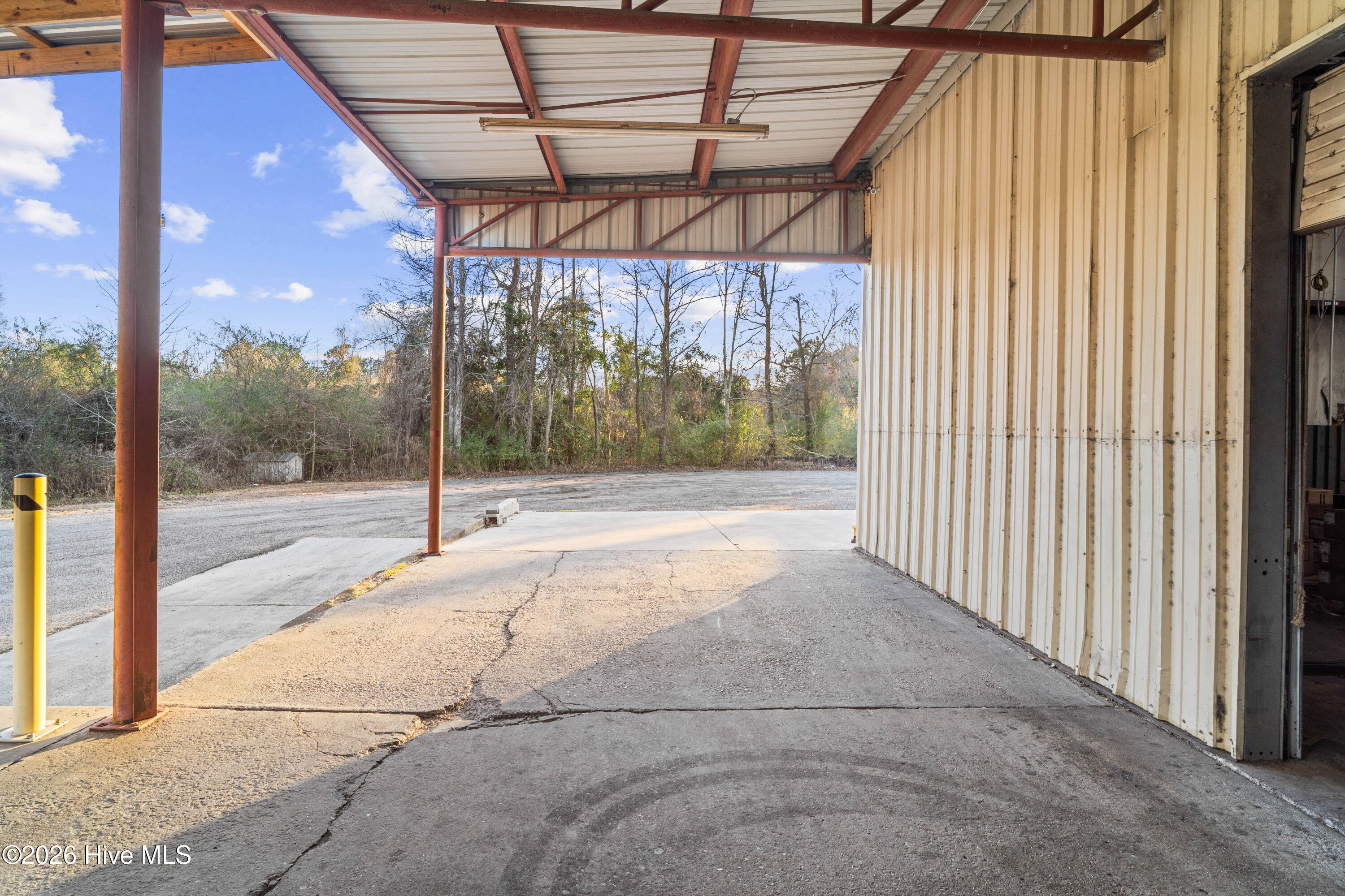 100549965 | Photo 22