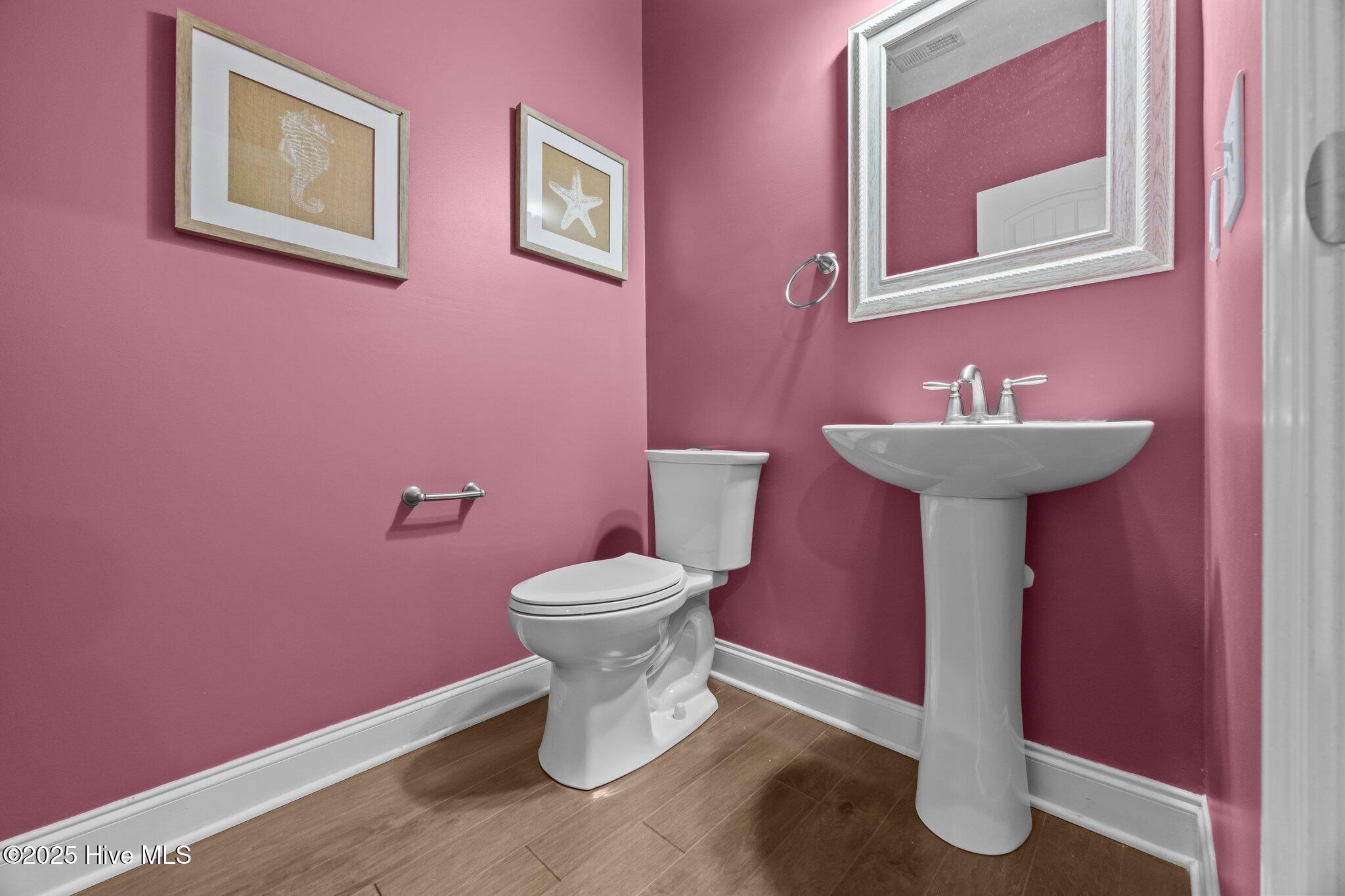 100518510 | Photo 27