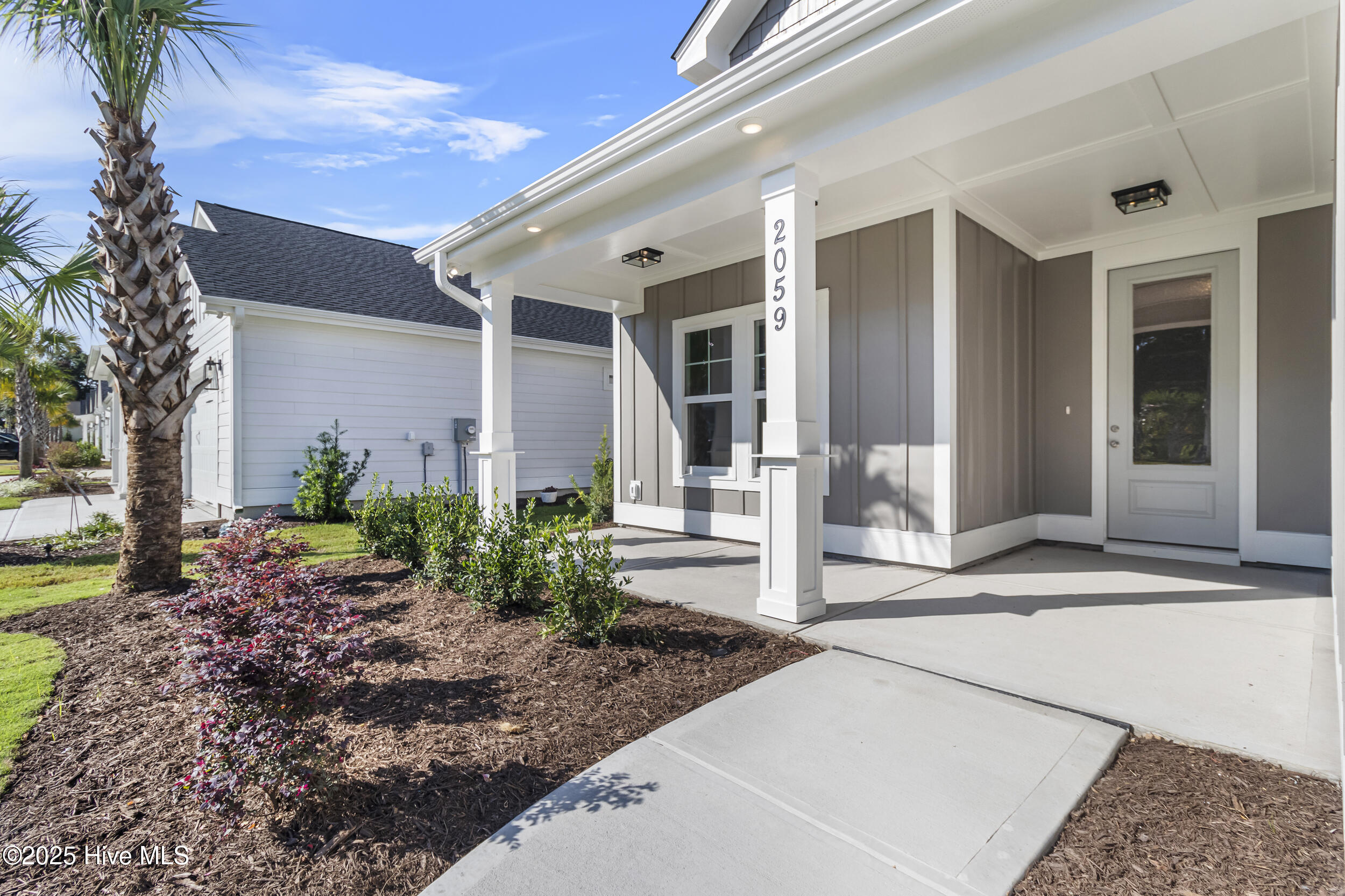 2059 Greenside Manor Drive SW, Ocean Isle Beach, NC 28469 – photo 6: 2059 Greenside Manor