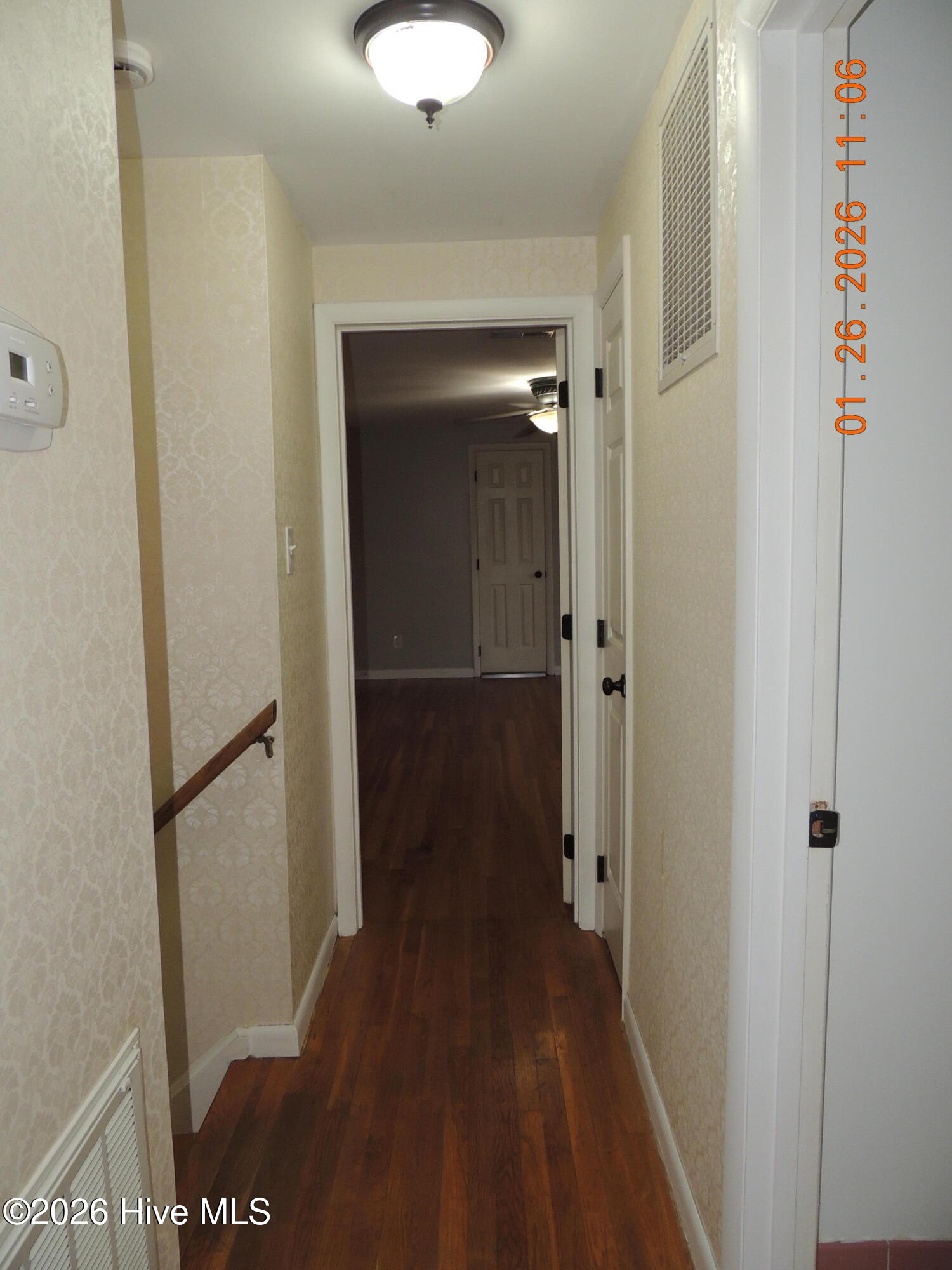 100551473 | Photo 32