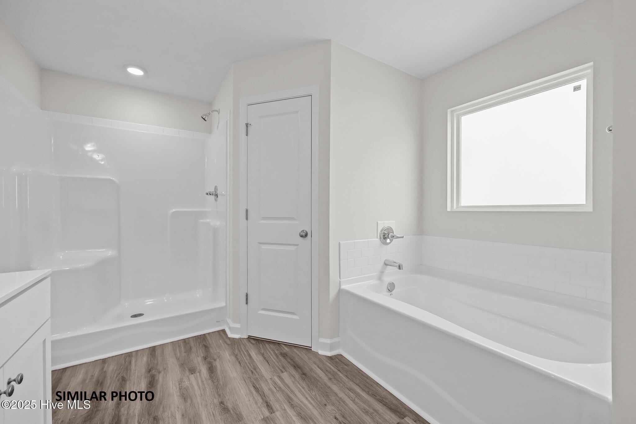 100540724 | Photo 15