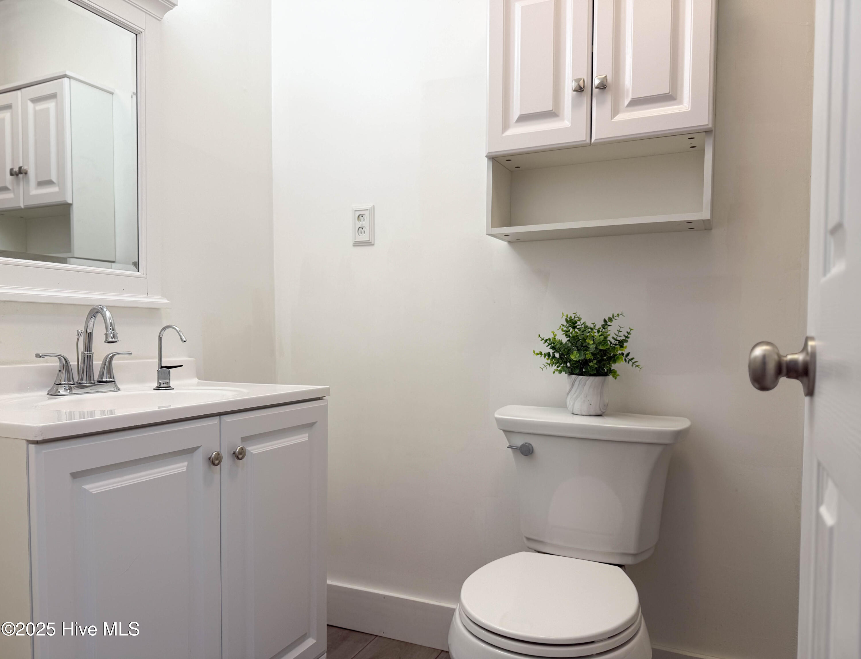 100546287 | Photo 24