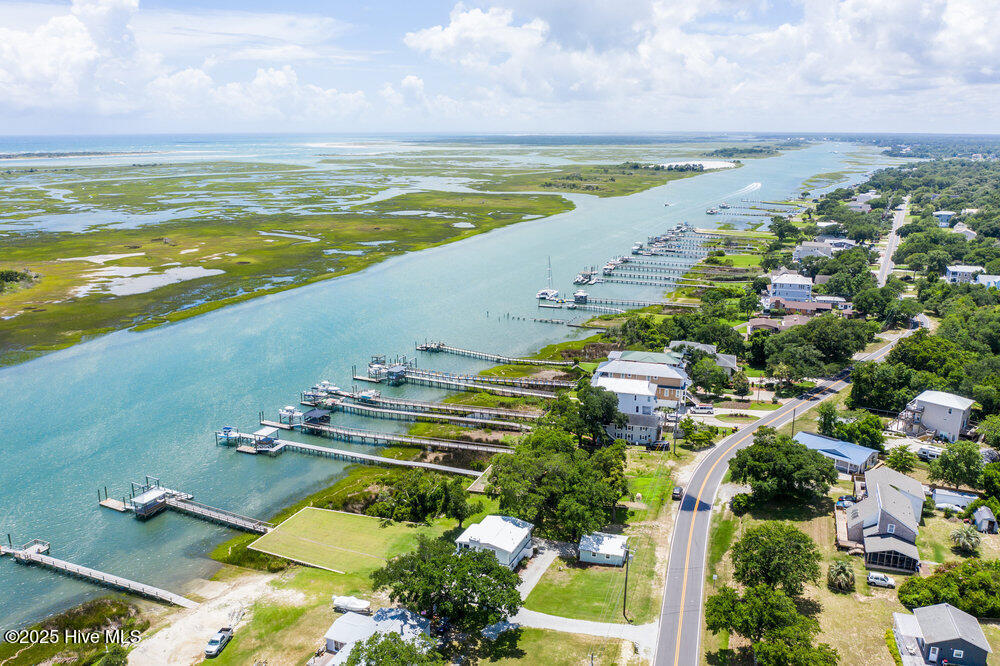 100556855 | Photo 37