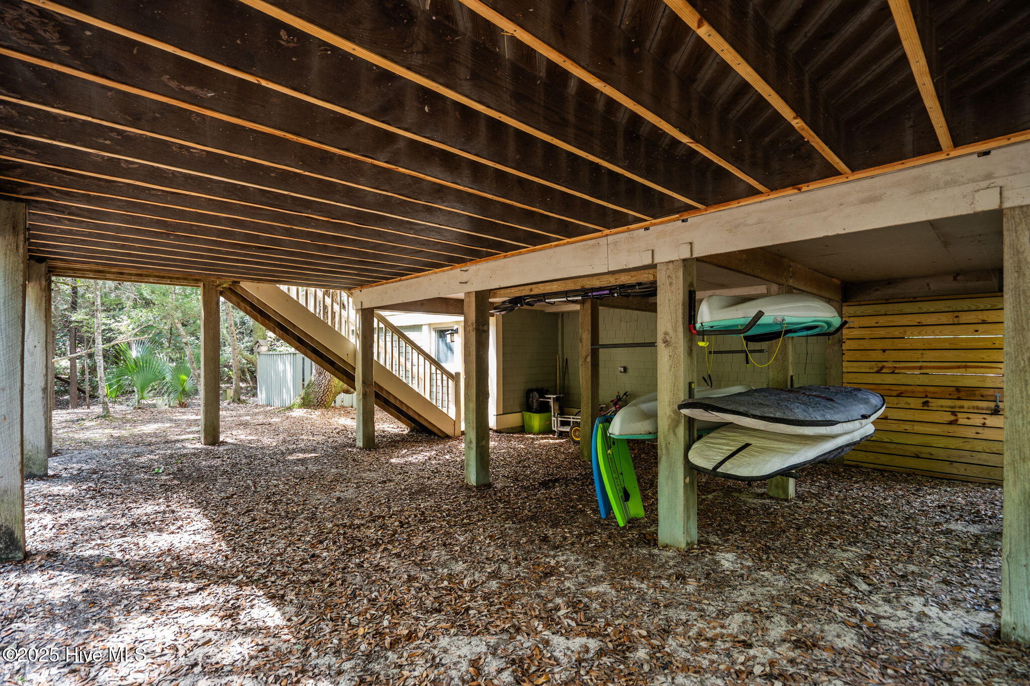 100501952 | Photo 62