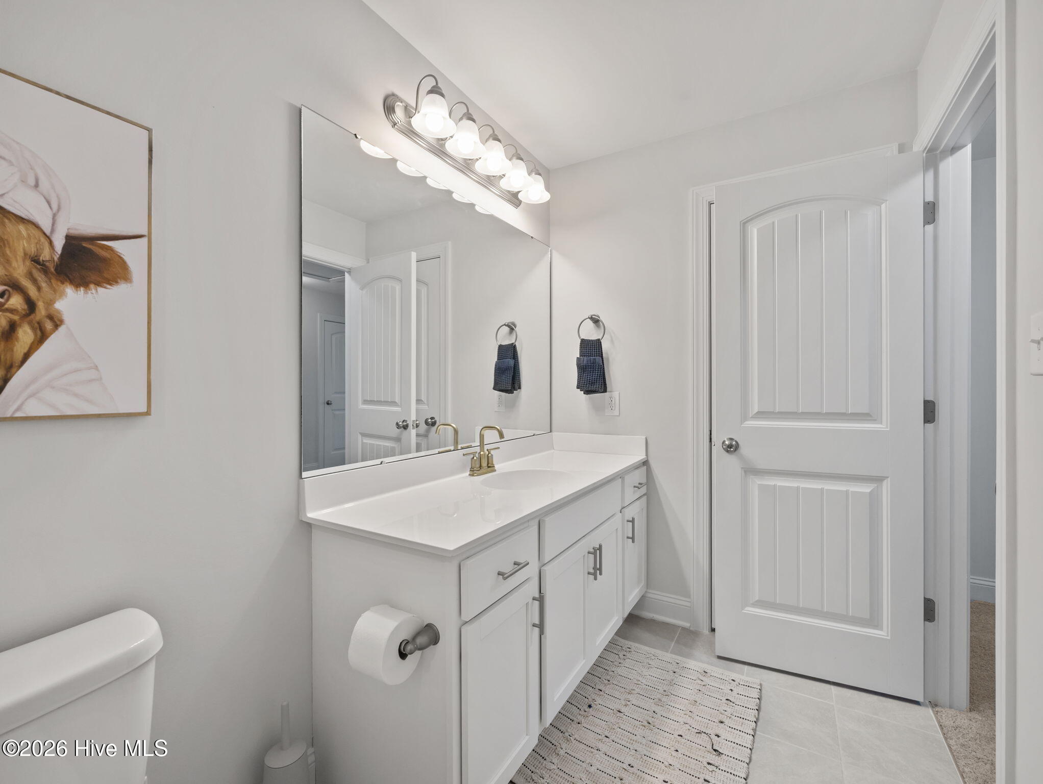 100563779 | Photo 31