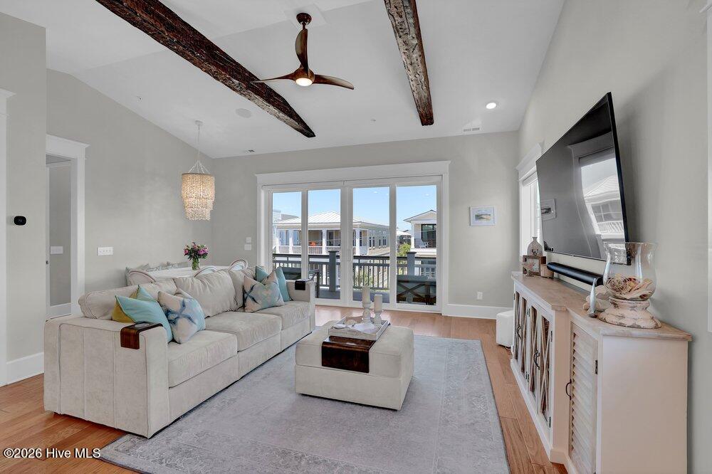 24 Seagull Street Unit B, Wrightsville Beach, NC 28480 – photo 5: img_4526