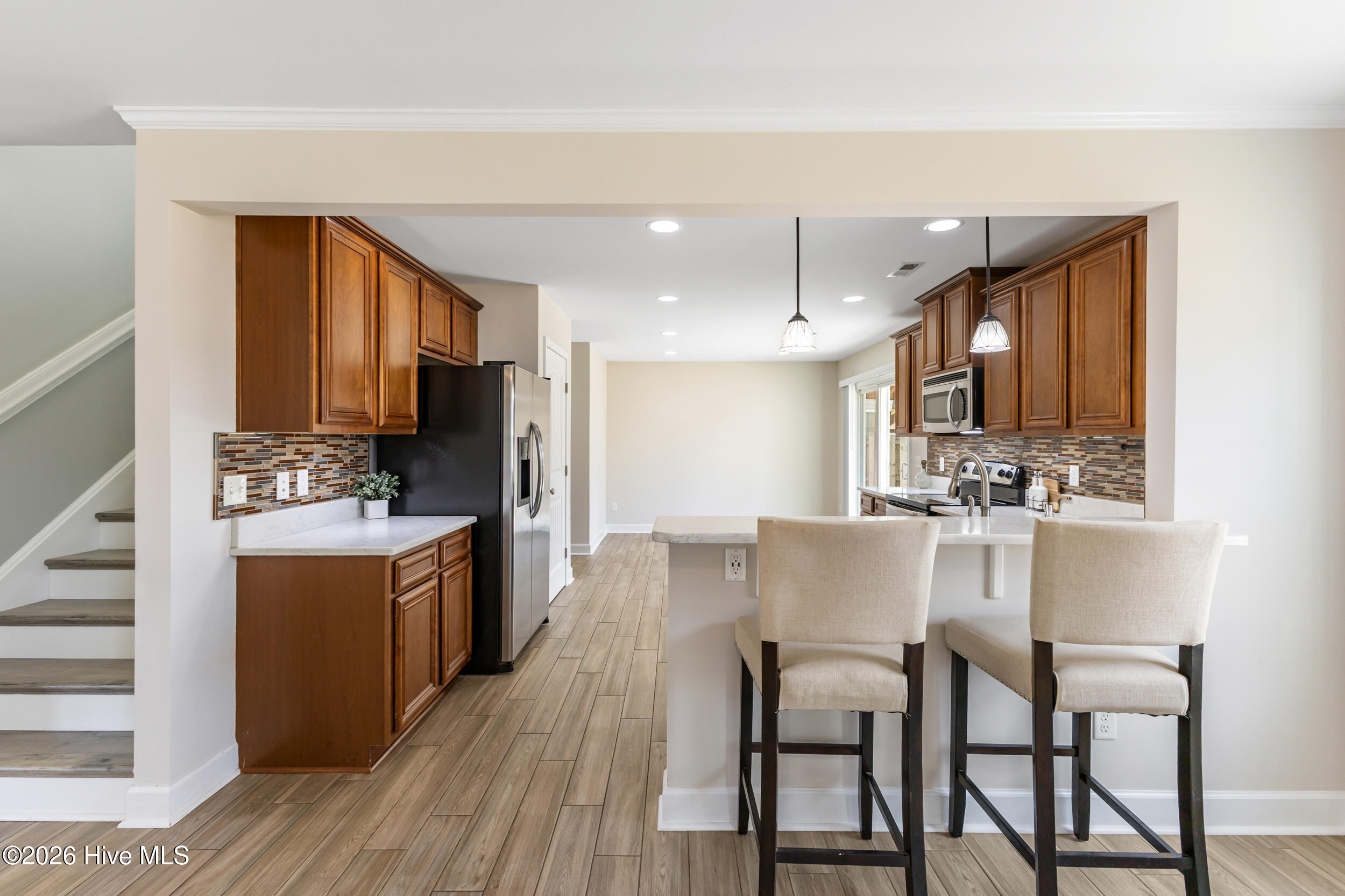 100557020 | Photo 10