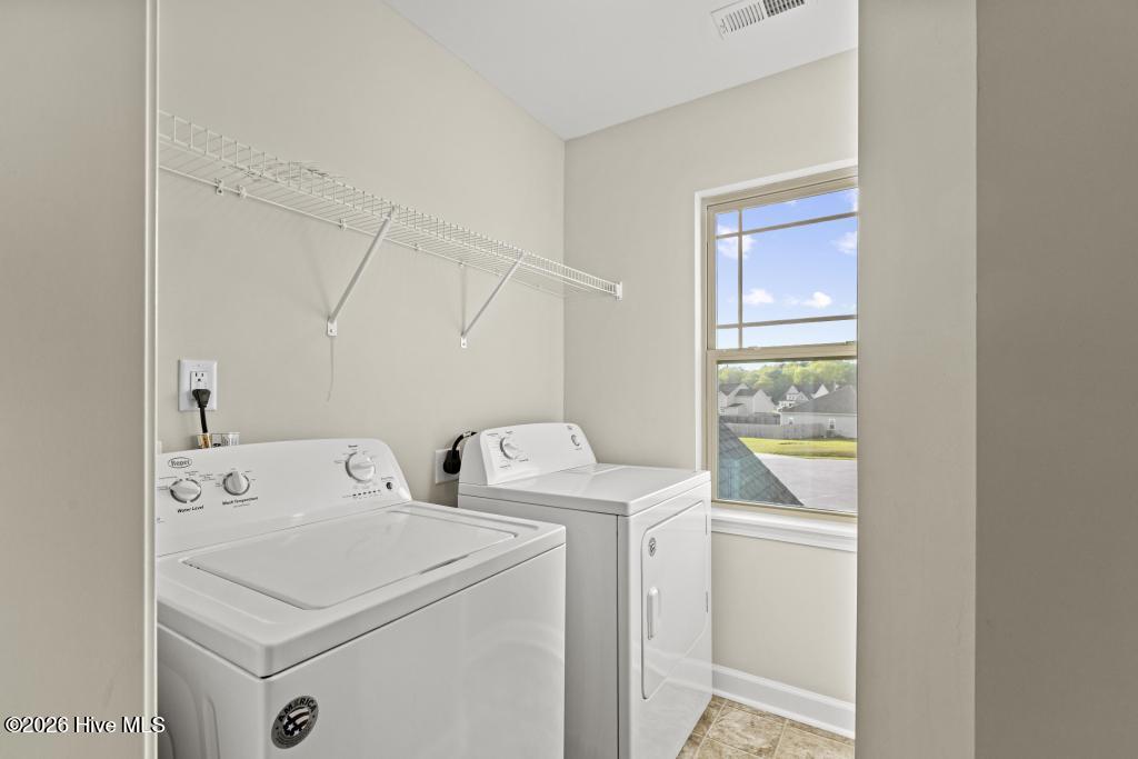 100566297 | Photo 20